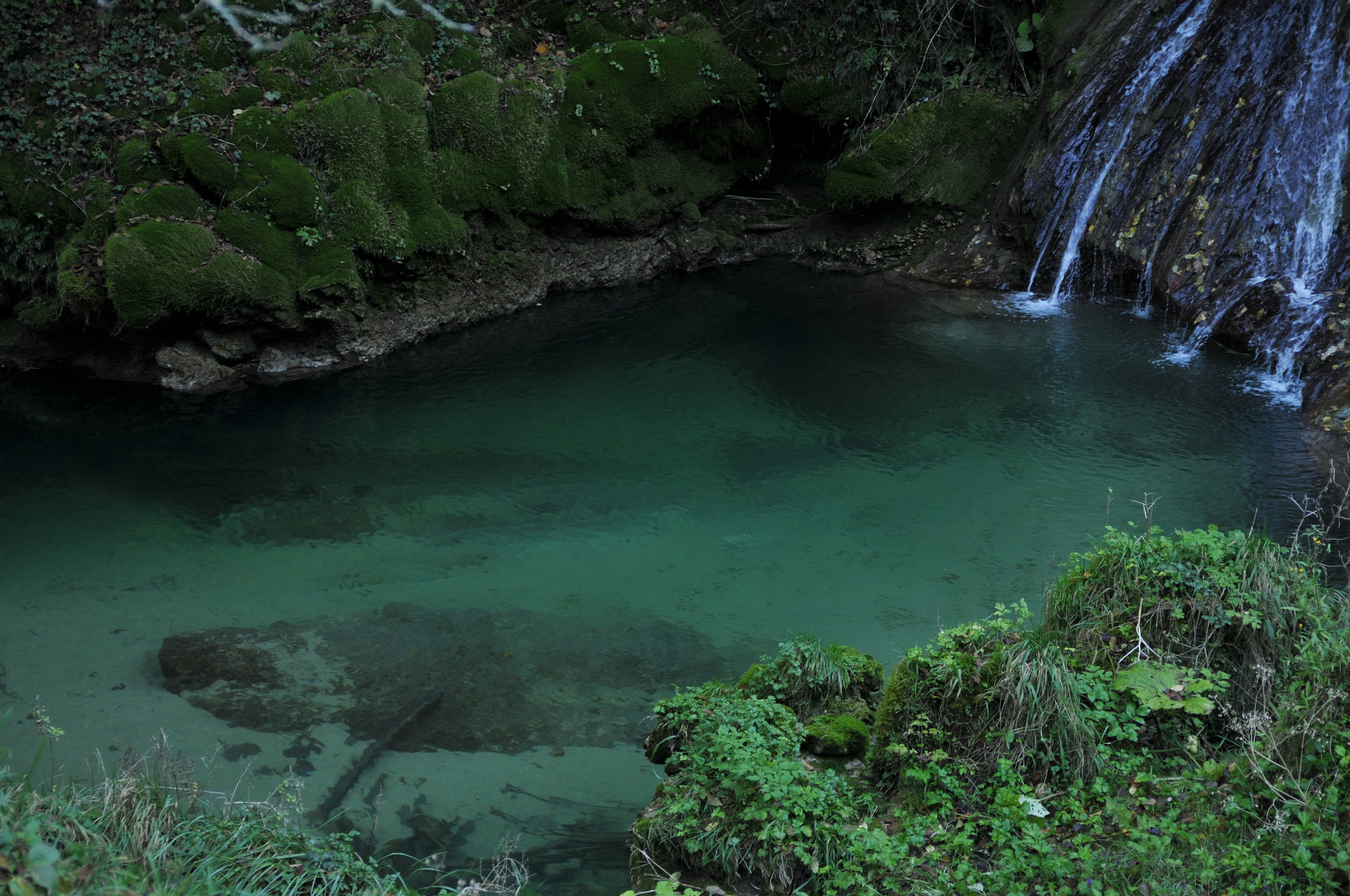 Nikon D300 + Sigma 18-50mm F2.8 EX DC Macro sample photo. Tiny lake. photography