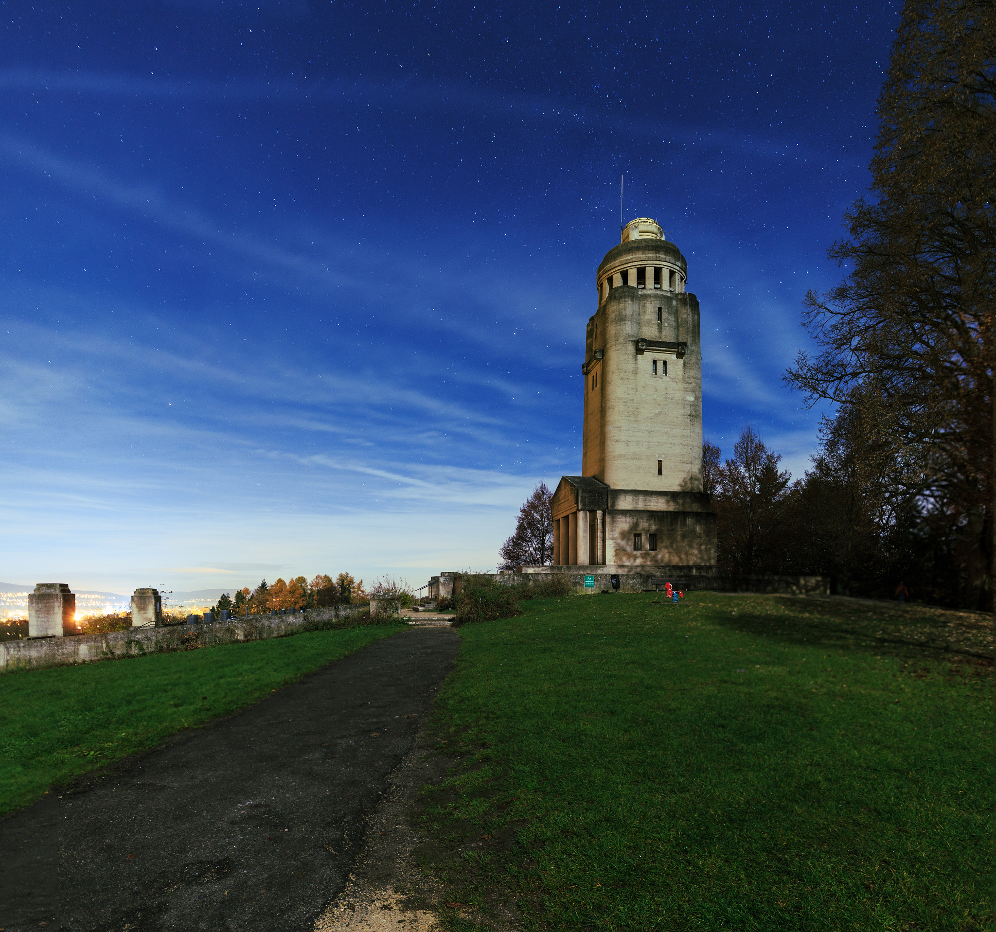 Canon EF 24mm F1.4L II USM sample photo. The light is always shine photography