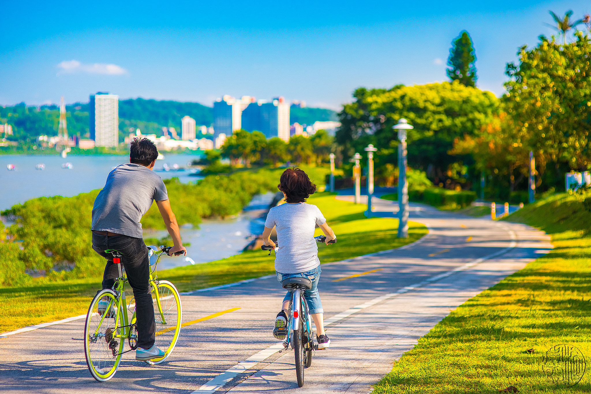 Nikon D610 + Sigma 85mm F1.4 EX DG HSM sample photo. 八里 left bank cycling track (tw) photography