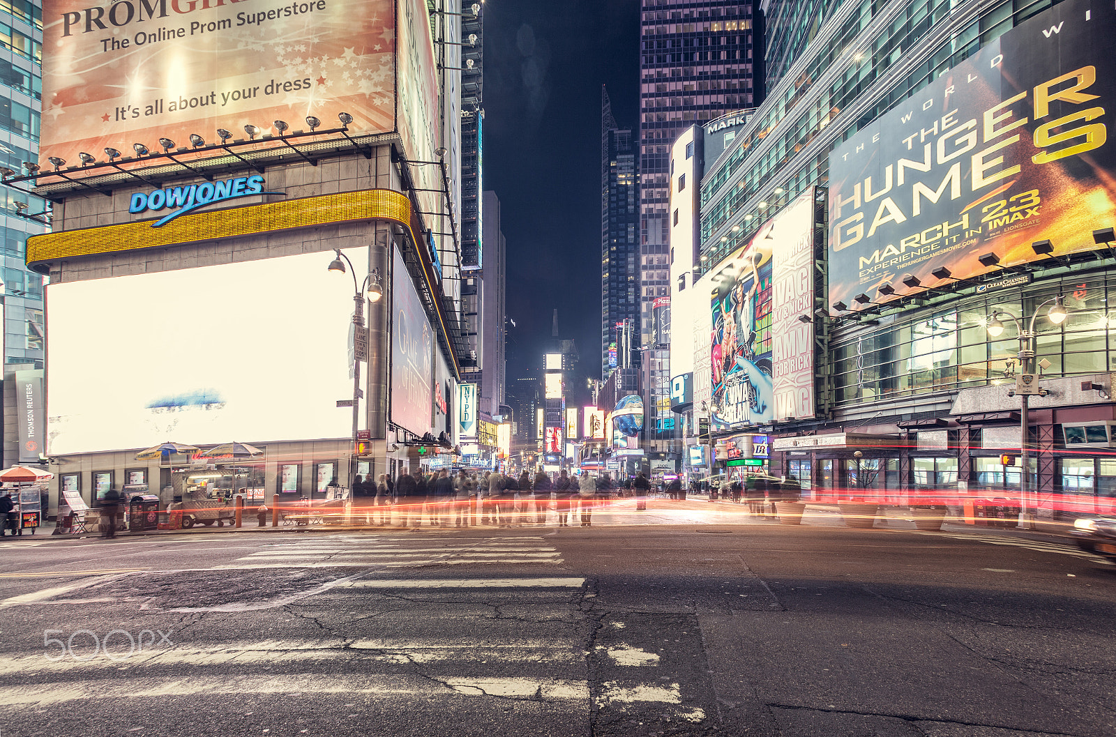 Canon EF 17-35mm f/2.8L sample photo. Times square nyc photography