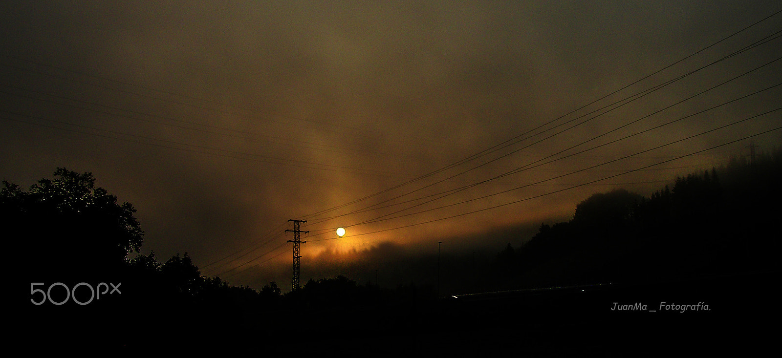 SANYO E60 sample photo. La niebla y el sol. photography