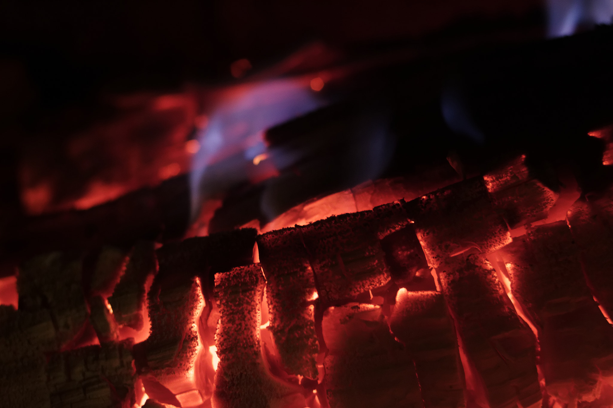 Canon EF 50mm f/1.8 sample photo. In the heart of the fire flames 1 photography