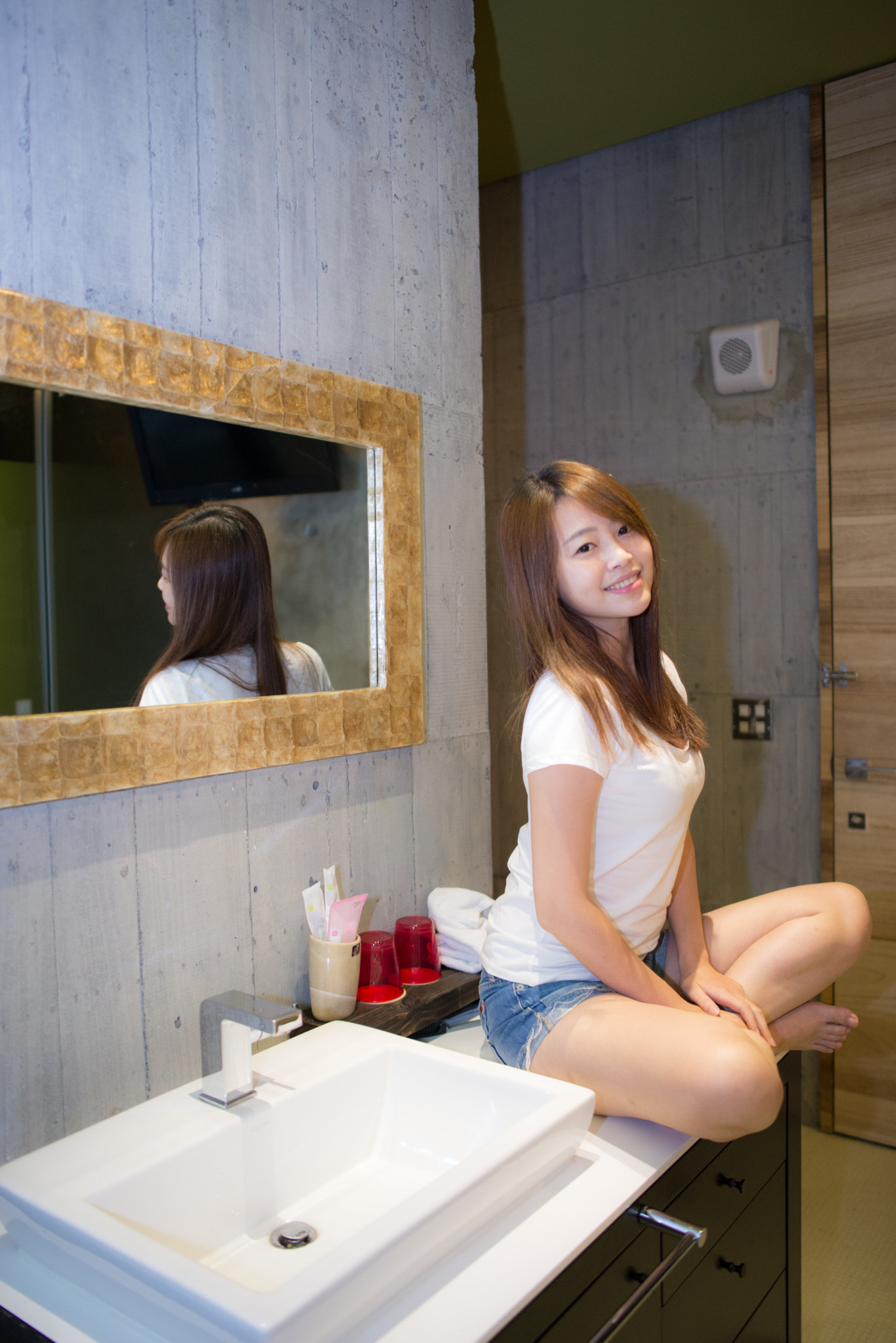 Nikon D610 + Nikon AF-S Nikkor 28mm F1.8G sample photo. Dsc photography