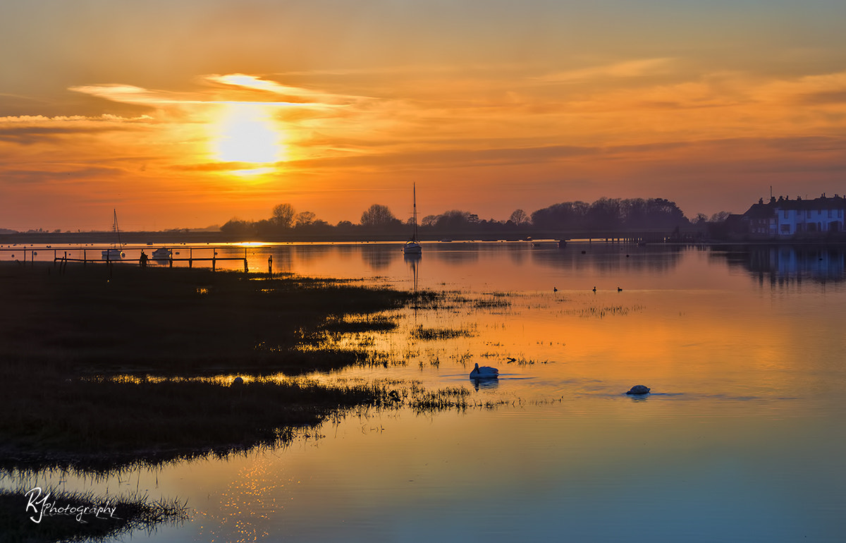 Sony SLT-A77 + Tamron AF 28-105mm F4-5.6 [IF] sample photo. Bosham quay sunset photography