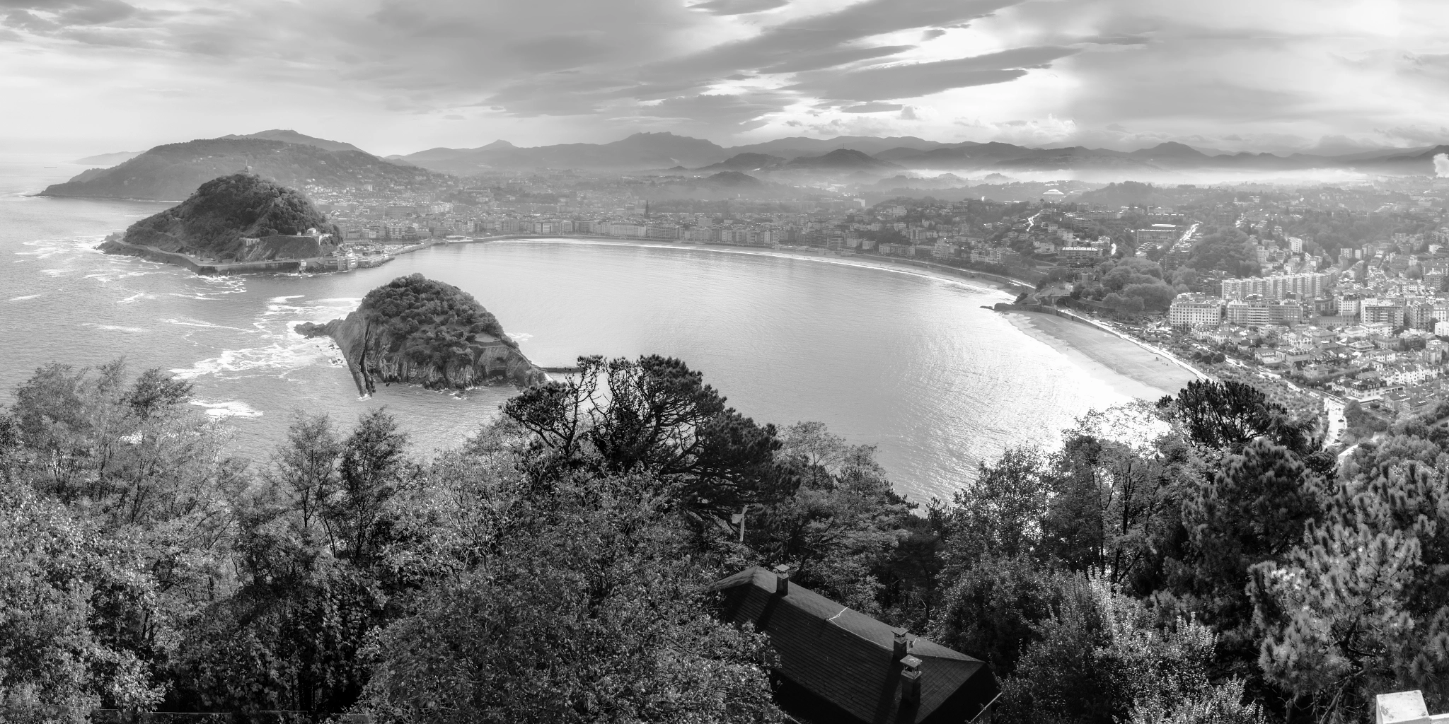 Panasonic Lumix DMC-GX7 sample photo. San sebastián desde el monte igueldo photography