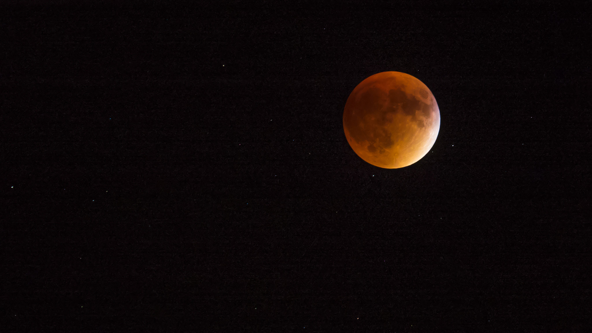 Olympus OM-D E-M5 II + Olympus M.Zuiko Digital ED 40-150mm F2.8 Pro sample photo. Red moon sept 27th, 2015 photography