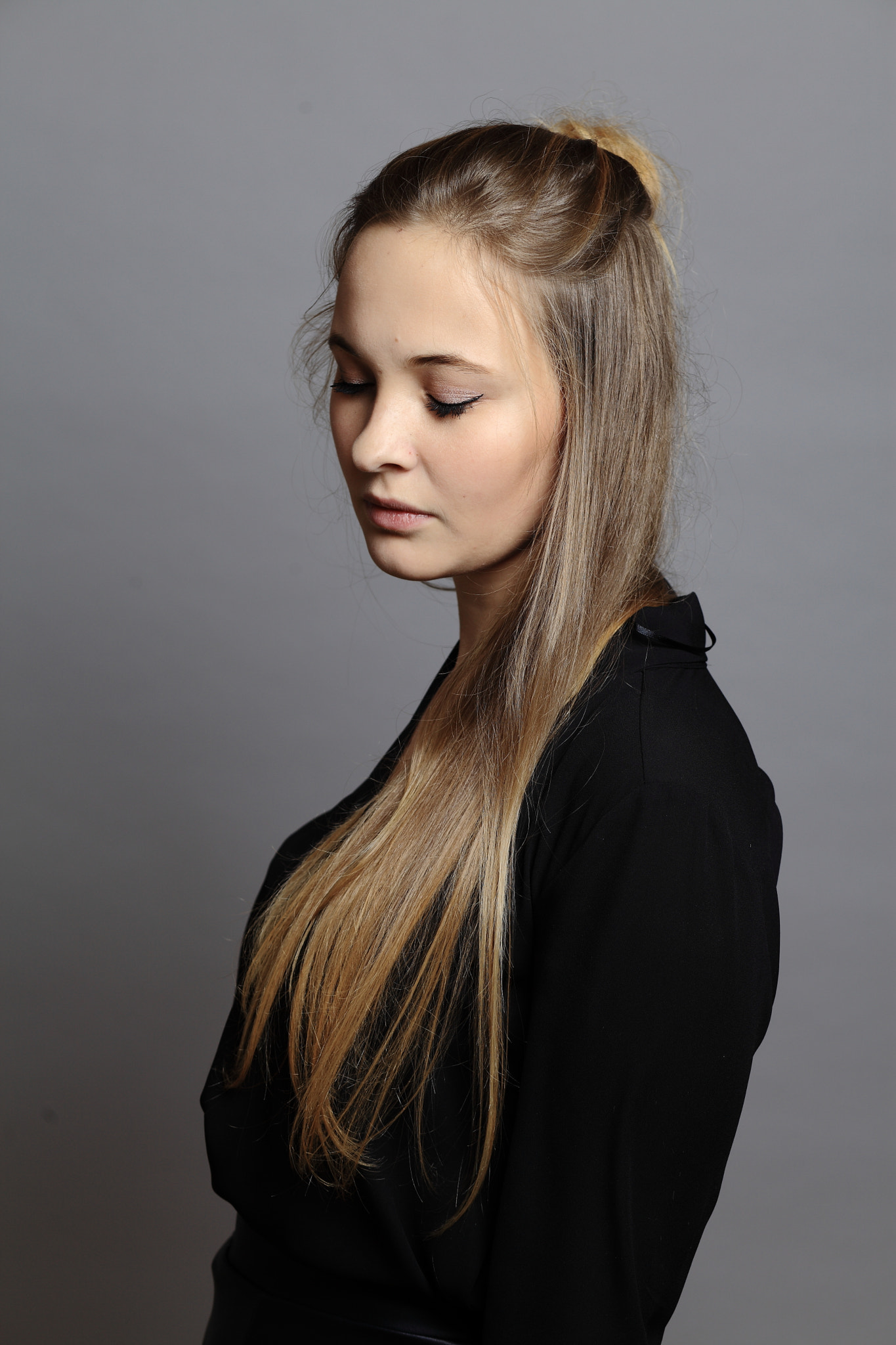 Canon EF 85mm F1.8 USM sample photo. Img photography