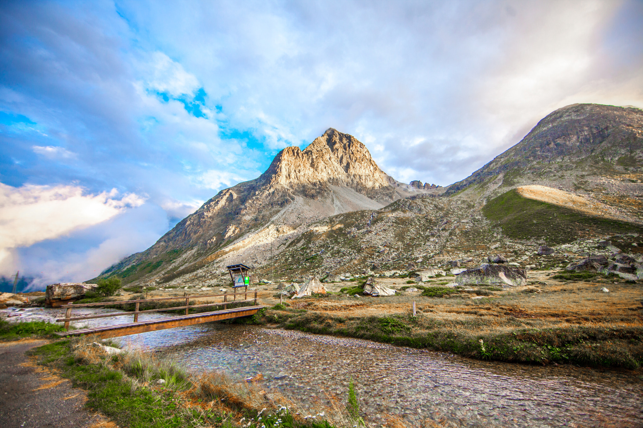 Canon EF 14mm F2.8L II USM sample photo. Beautiful alps photography