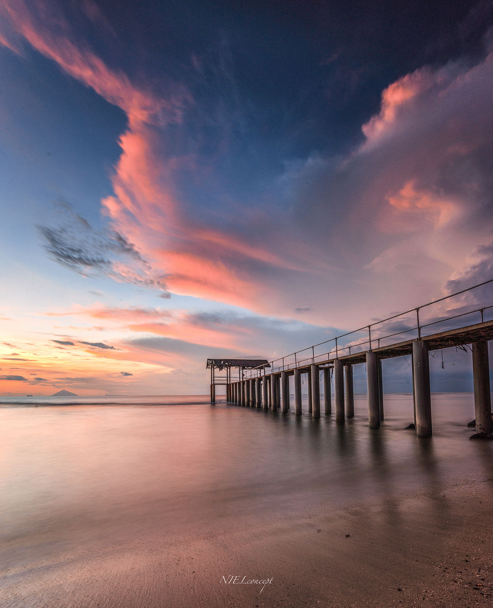 Tokina AT-X 17-35mm F4 Pro FX sample photo. Pier bulakan photography