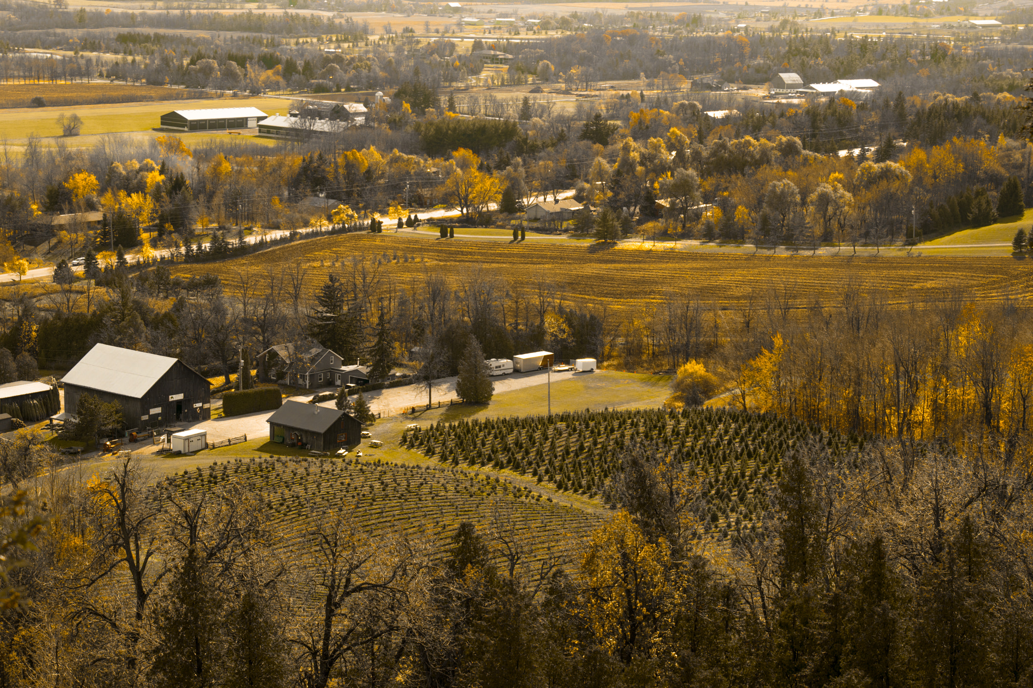 Nikon AF-S Nikkor 24-120mm F4G ED VR sample photo. Rattlesnake point photography
