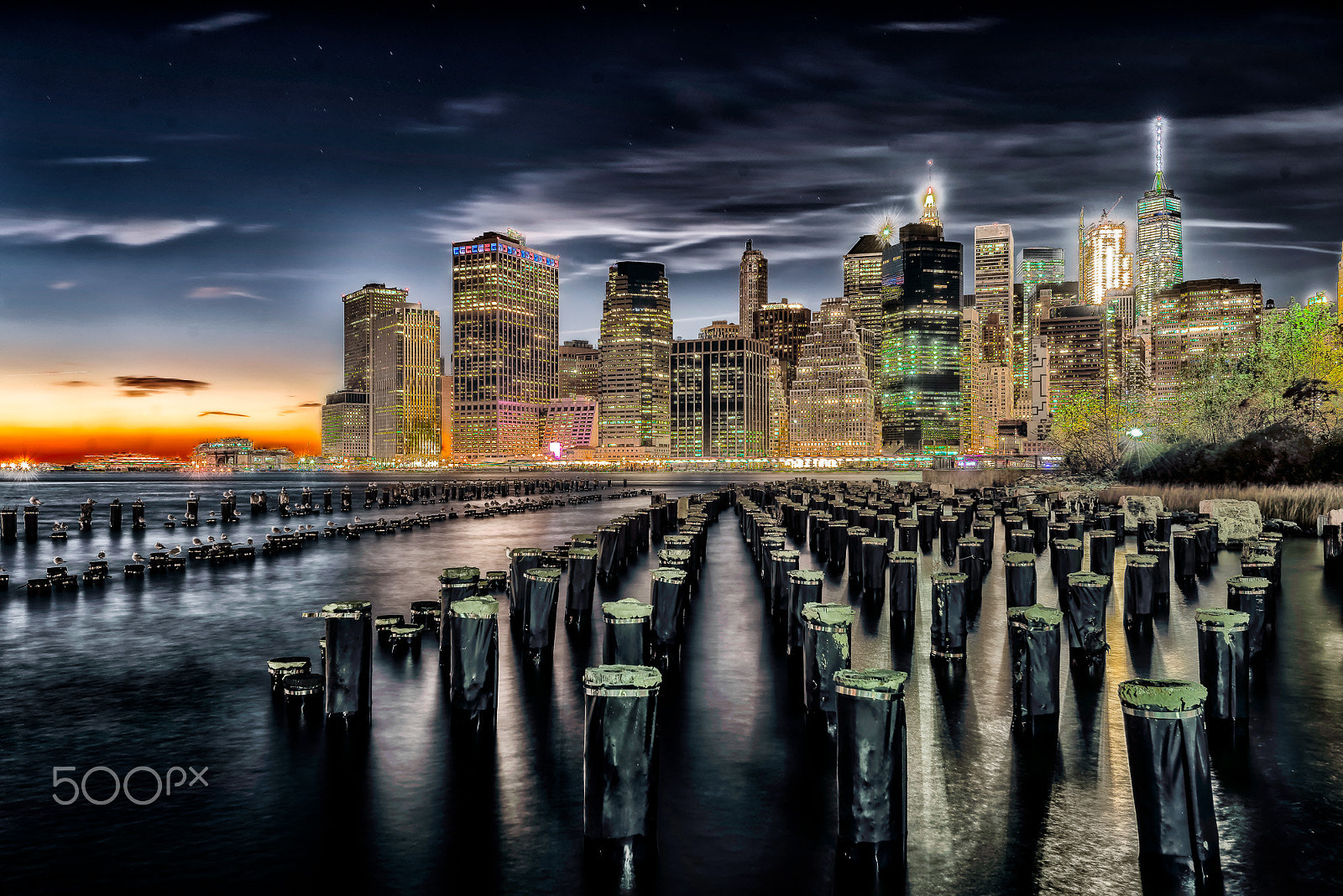 Nikon AF-S Nikkor 17-35mm F2.8D ED-IF sample photo. New york city lights photography