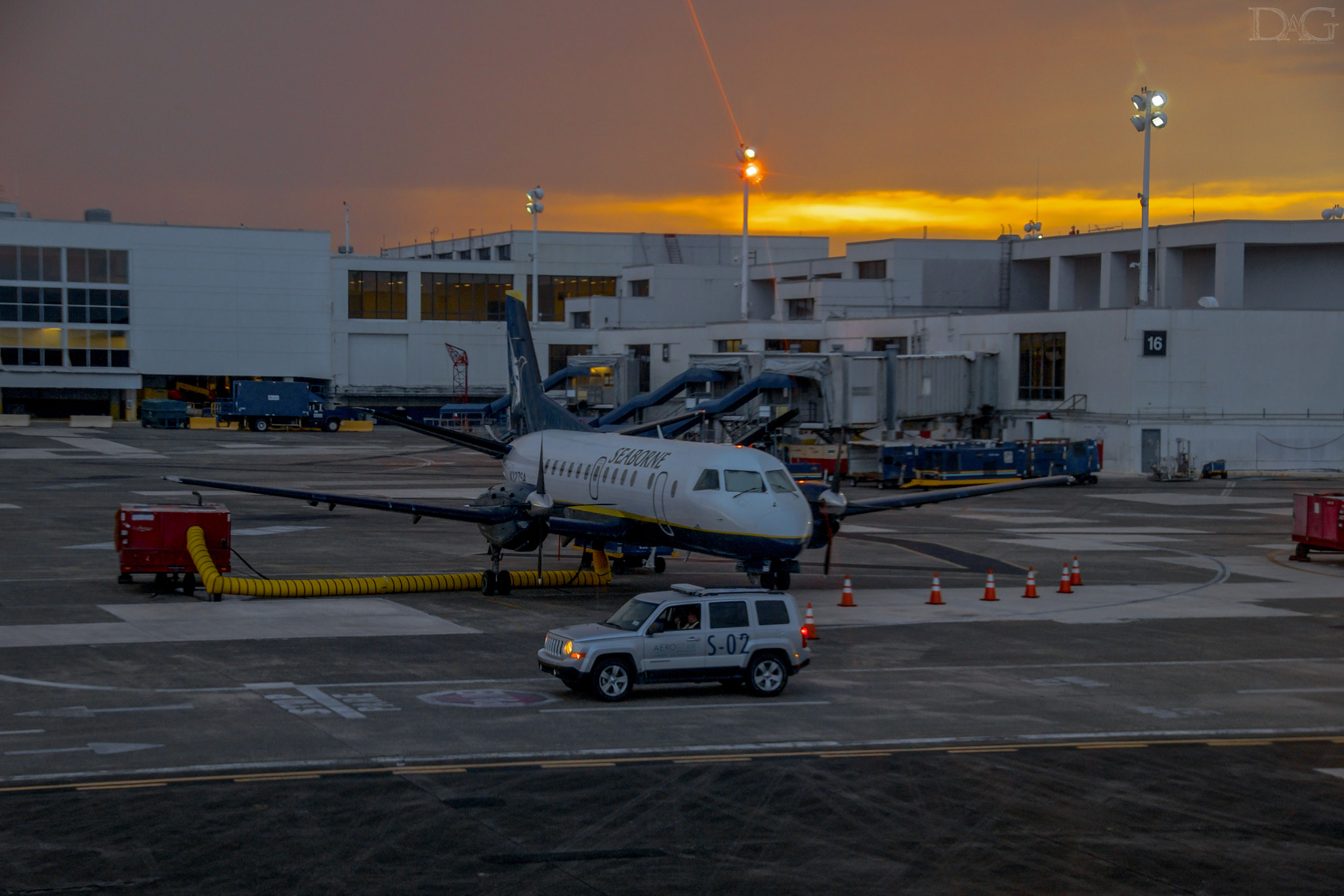 Sony SLT-A77 sample photo. Seaborne learjet - 02 photography