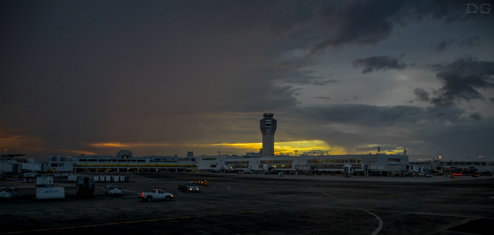 Sony SLT-A77 sample photo. Luis muñoz marín international airport - 05 photography