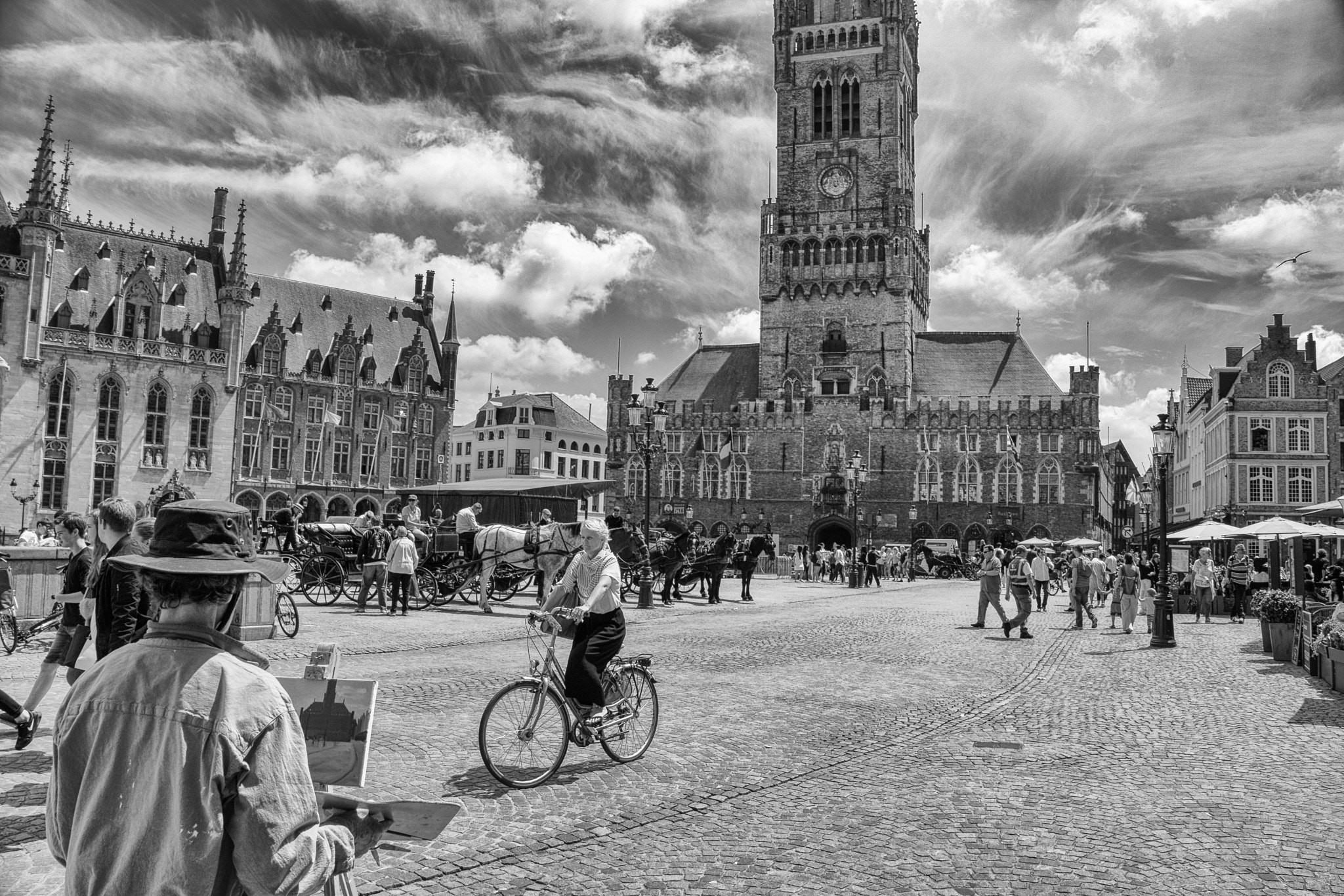 Nikon D3300 + Tamron 18-270mm F3.5-6.3 Di II VC PZD sample photo. Brugges central square photography