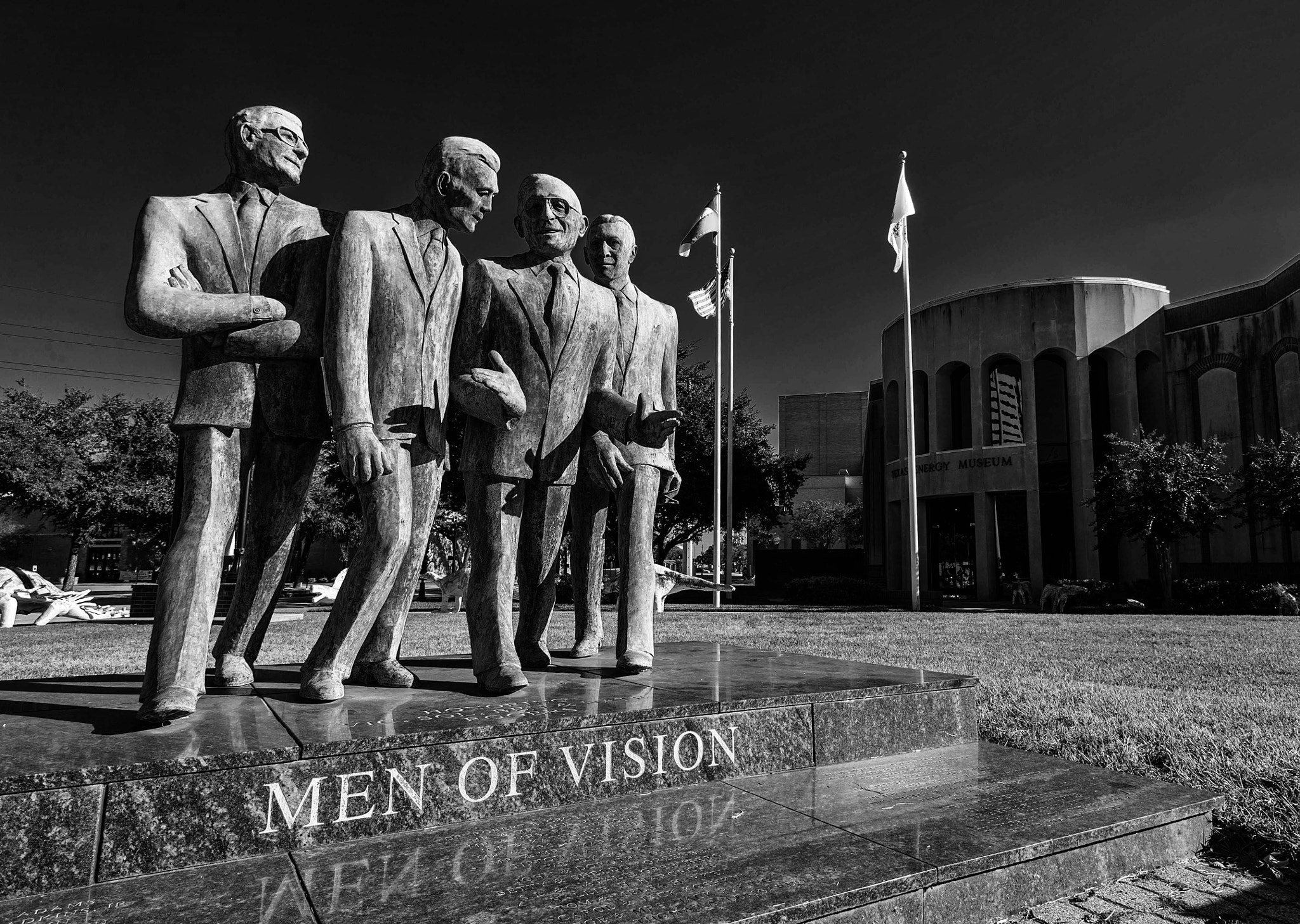 Nikon AF-S Nikkor 17-35mm F2.8D ED-IF sample photo. Men of vision photography