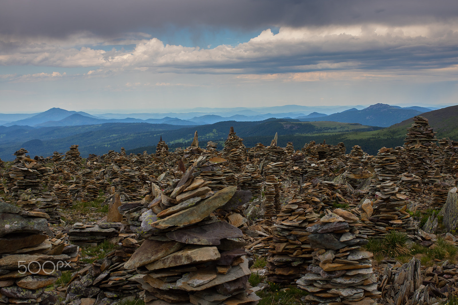 Canon EOS 750D (EOS Rebel T6i / EOS Kiss X8i) + Canon EF 40mm F2.8 STM sample photo. Mountains photography