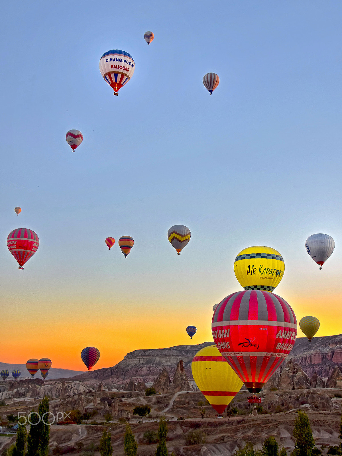 Nikon D7200 + Sigma 18-250mm F3.5-6.3 DC OS HSM sample photo. Dawn over cappadocia photography