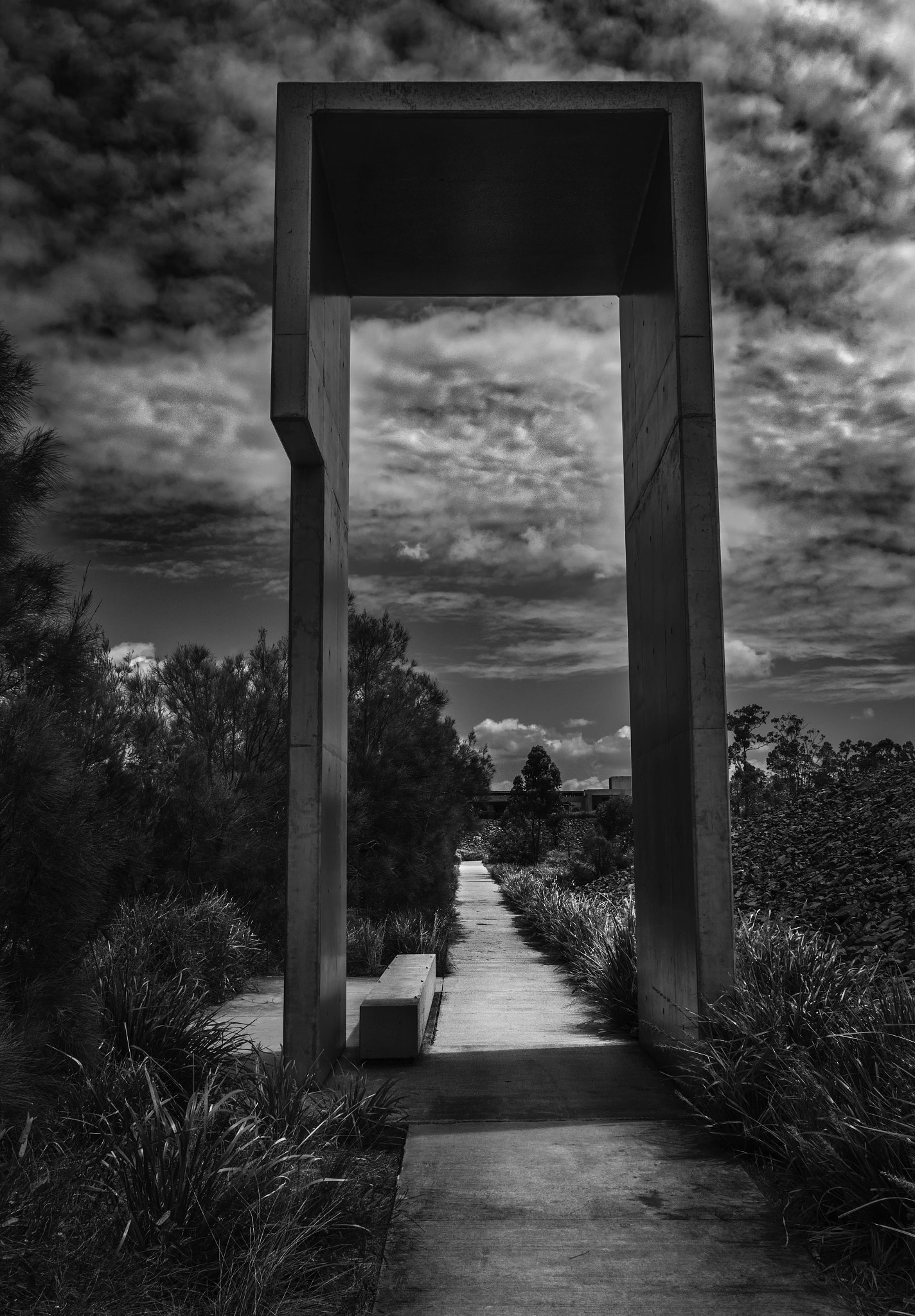 Panasonic Lumix DMC-GX8 + Olympus M.Zuiko Digital ED 12-40mm F2.8 Pro sample photo. Concrete arch photography