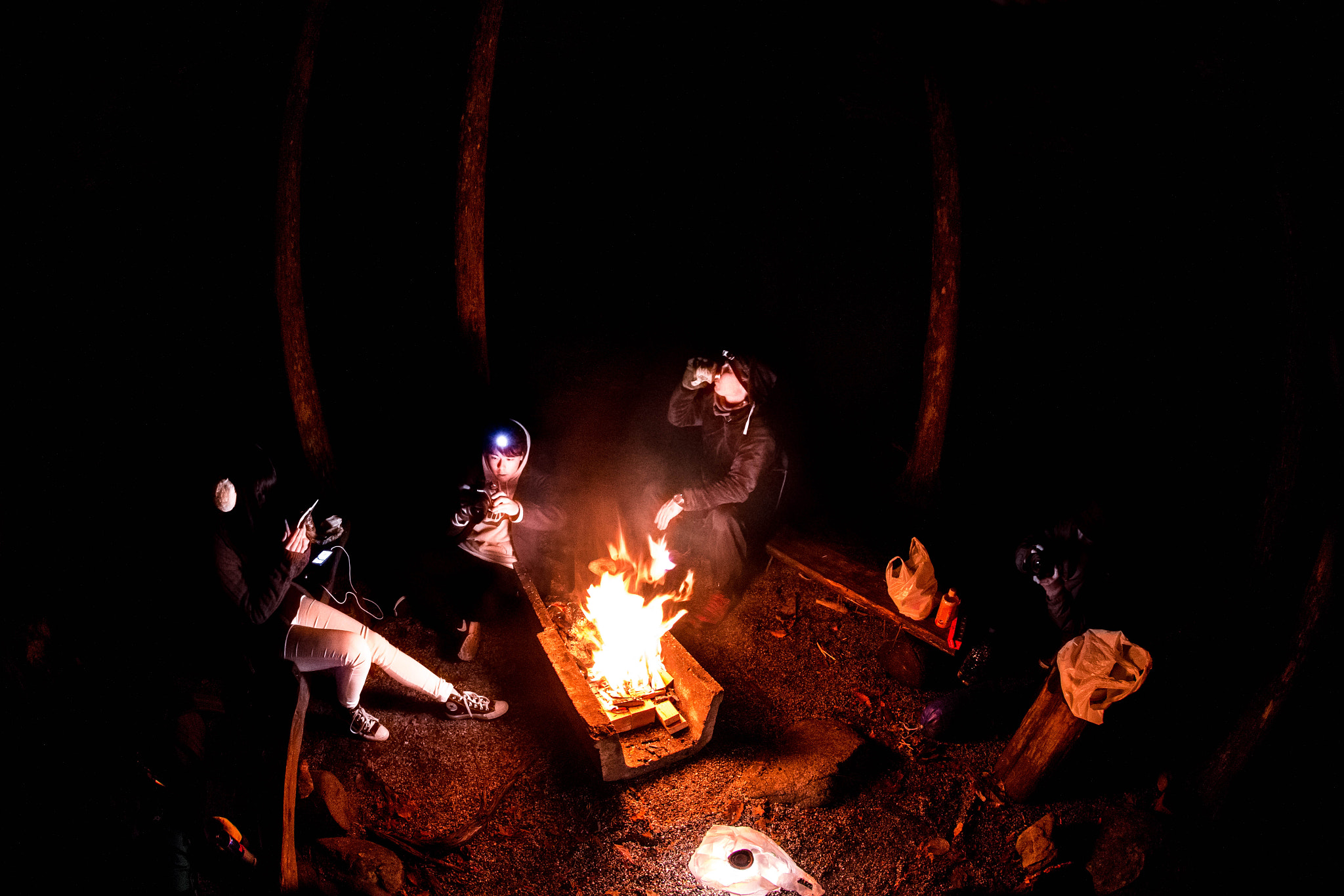 Canon EF 8-15mm F4L Fisheye USM sample photo. Camping whit my frends photography