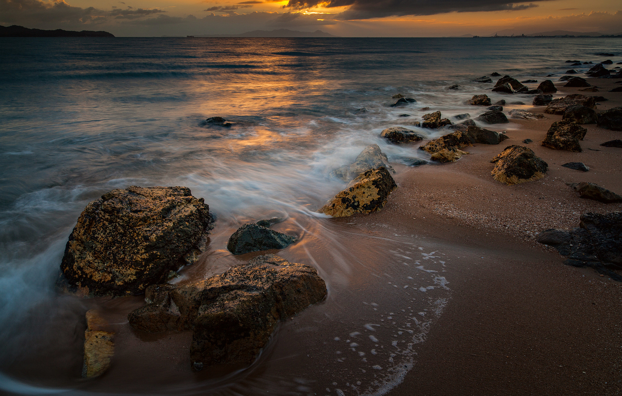 Canon EOS 5D Mark II sample photo. A low tide sunrise. photography