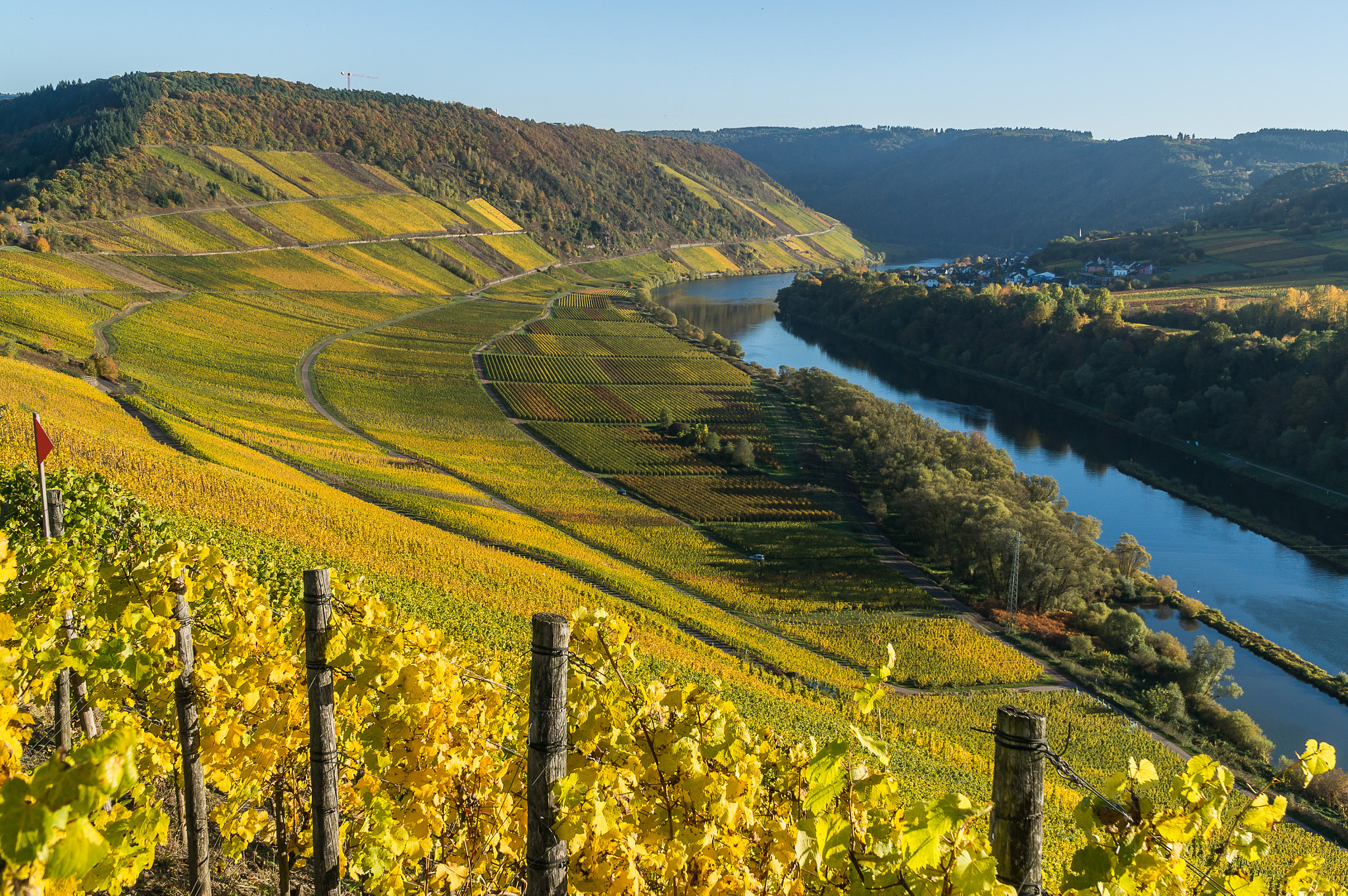 Sony Alpha NEX-6 + Sony E PZ 18-105mm F4 G OSS sample photo. Die mosel im herbst vi photography