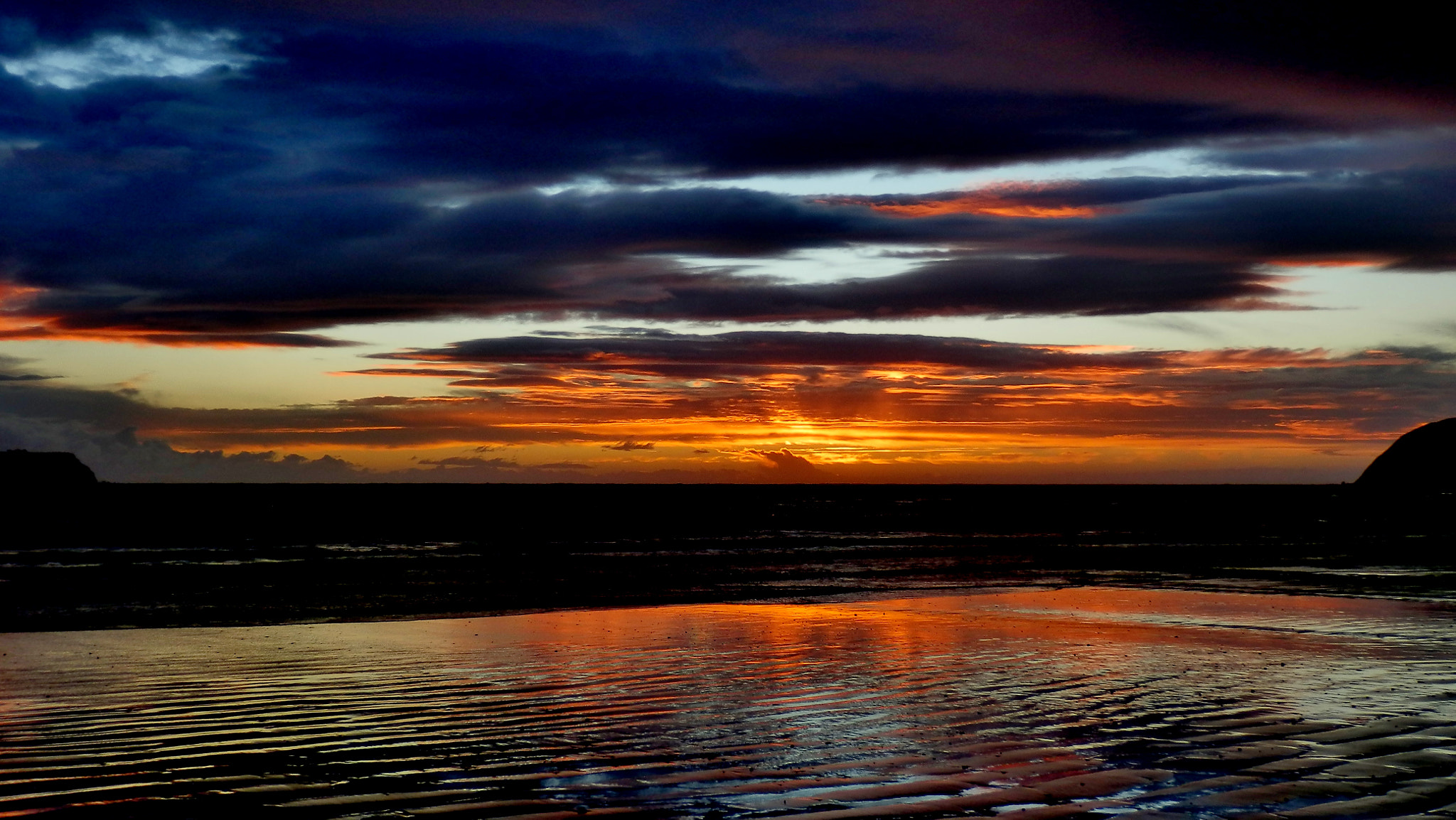 Olympus SZ-30MR sample photo. Dark sunset photography