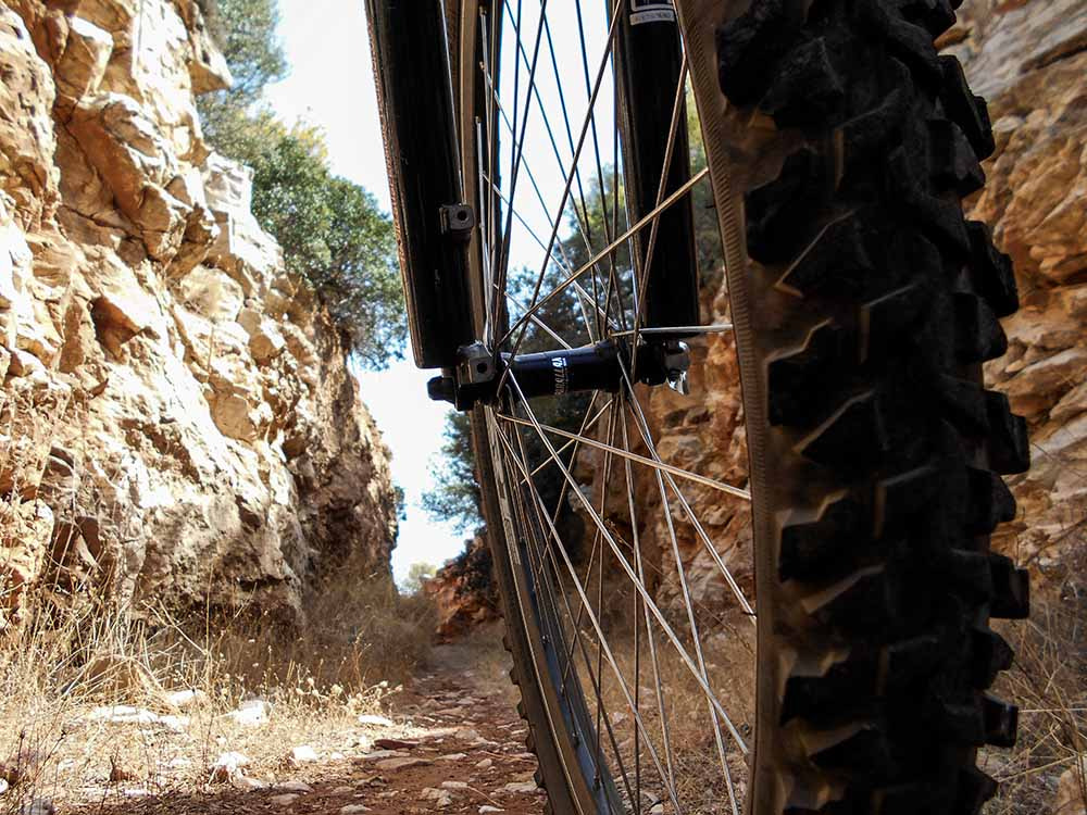 Nikon Coolpix S2900 sample photo. Mtb in greece - furious tyre vs wild trails (kamar photography