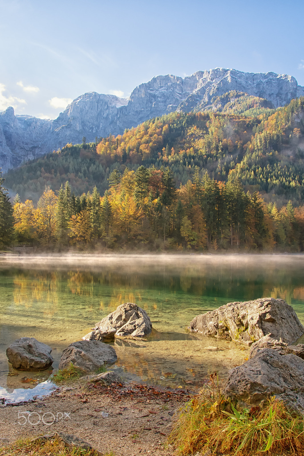 Sigma 17-70mm F2.8-4 DC Macro OS HSM sample photo. A sunny autumn day in austria photography