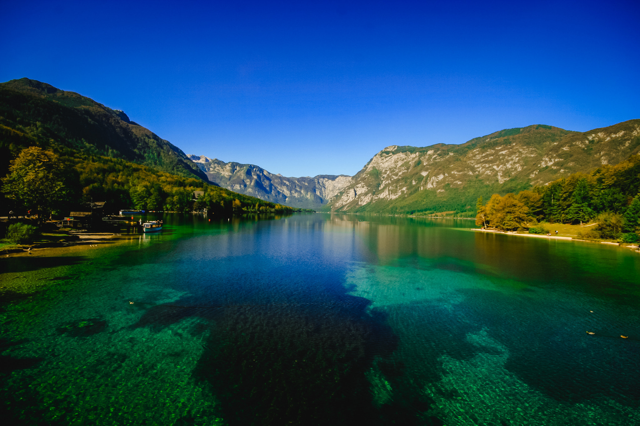 Sigma 10-20mm F4-5.6 EX DC HSM sample photo. Bohinjsko jezero slovenija photography