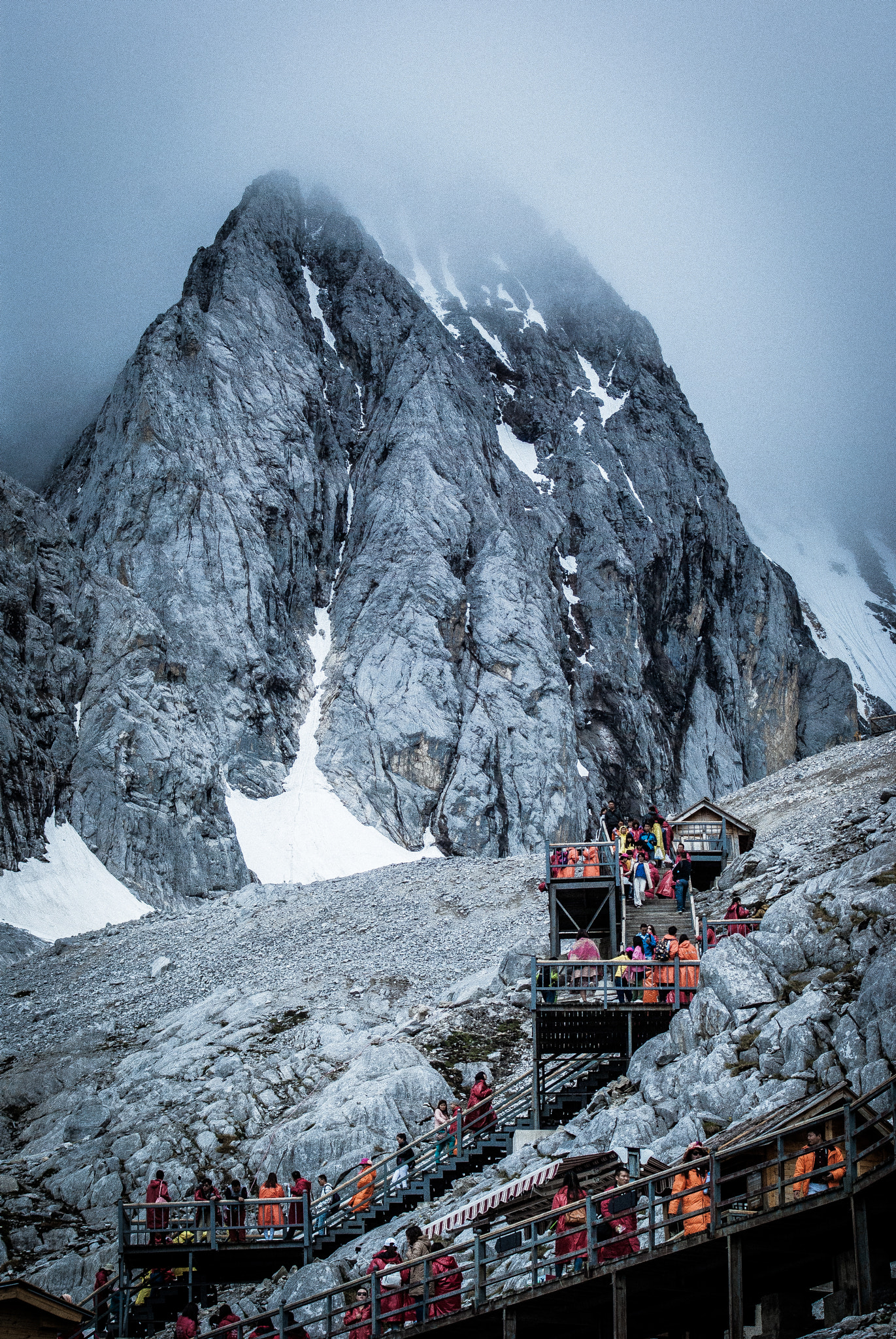 Sony Alpha DSLR-A330 sample photo. Jade dragon snow mountain, lijiang, china photography