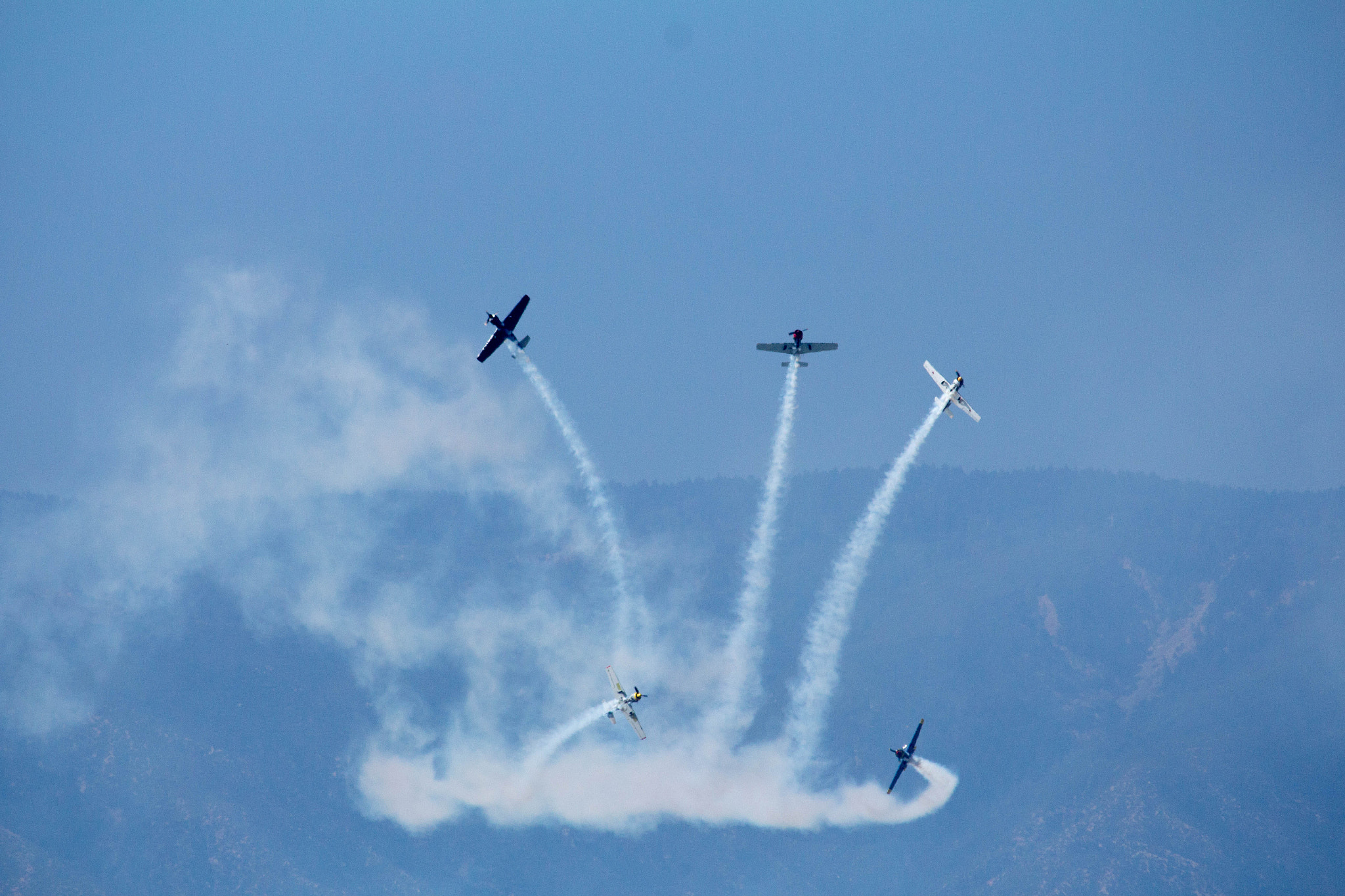 Canon EOS 700D (EOS Rebel T5i / EOS Kiss X7i) + Canon EF-S 55-250mm F4-5.6 IS sample photo. Redlands air show photography