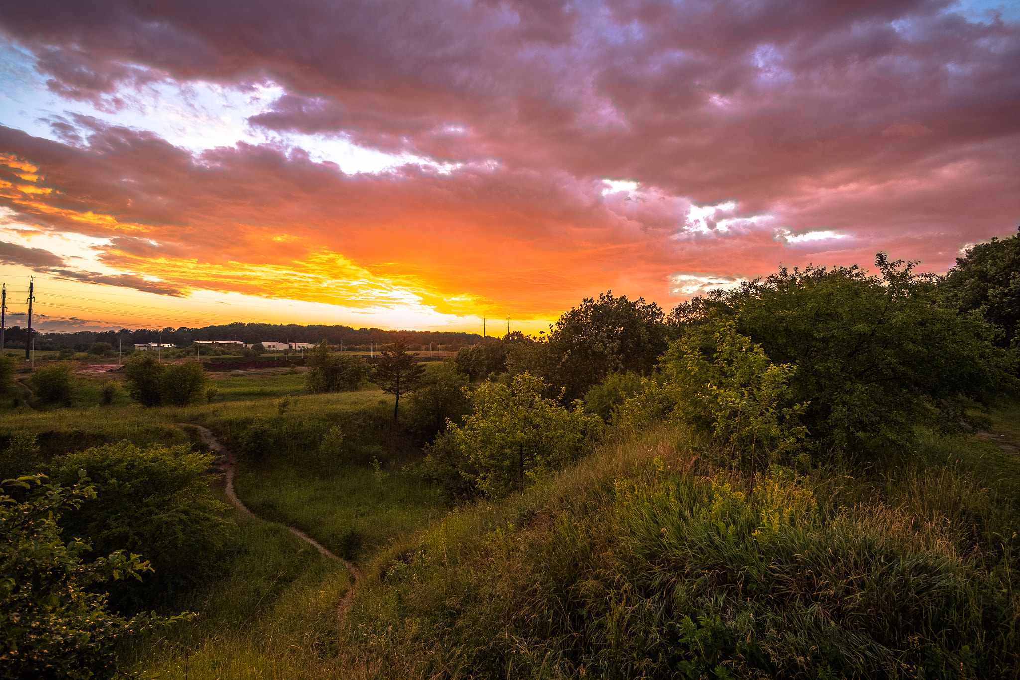 Olympus OM-D E-M5 II sample photo. Sunset in vilnius photography