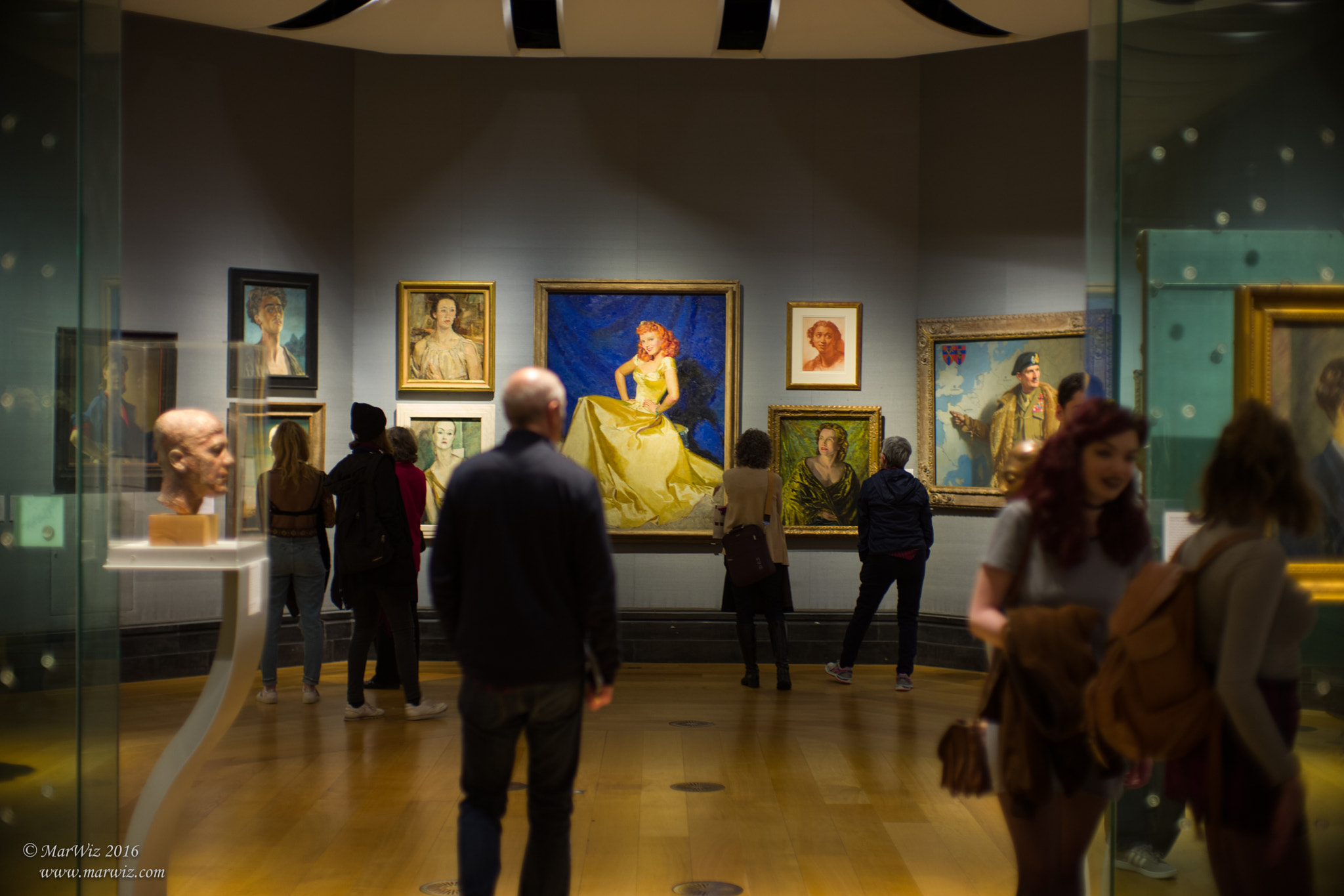 Summicron-M 1:2/50 sample photo. National portrait gallery photography
