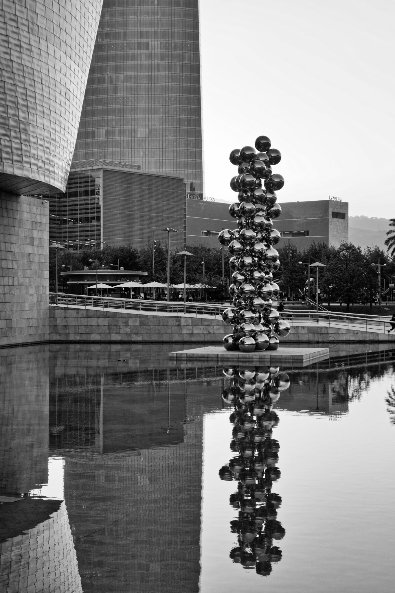 Sony SLT-A77 sample photo. Guggenheim museum bilbao photography