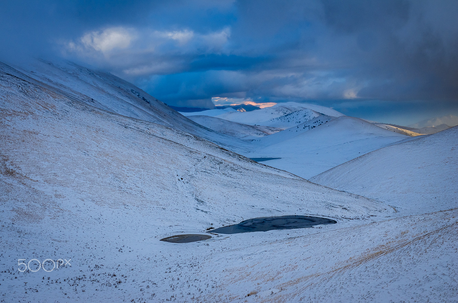 Pentax K-5 sample photo. Winter in coming! photography