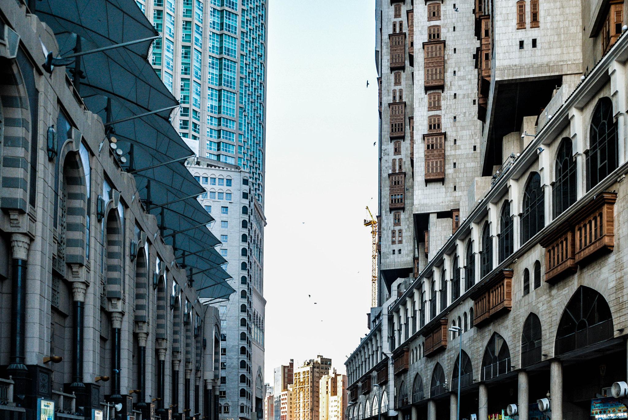 Sigma 18-250mm F3.5-6.3 DC OS HSM sample photo. From makkah to las vegas photography