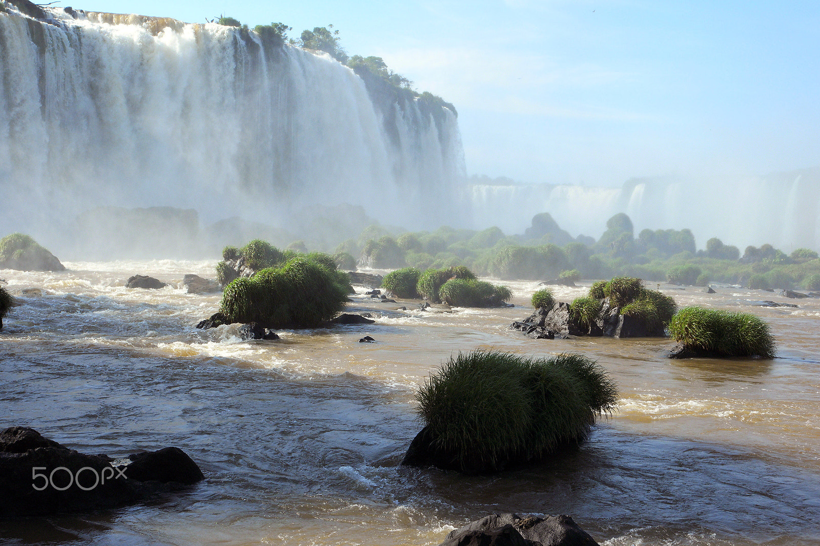 Samsung NX500 + Samsung NX 16-50mm F3.5-5.6 Power Zoom ED OIS sample photo. Grasses, iguassu falls brazil 2016 photography