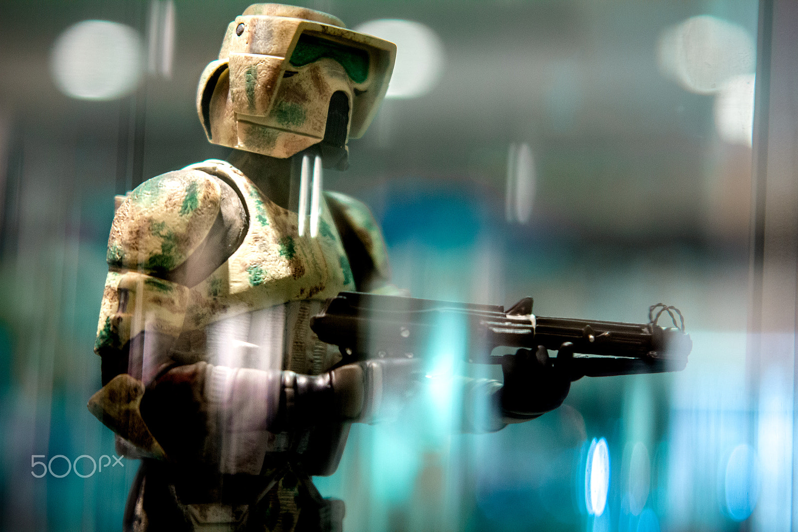 Canon EF 24-85mm F3.5-4.5 USM sample photo. Bokeh soldier photography