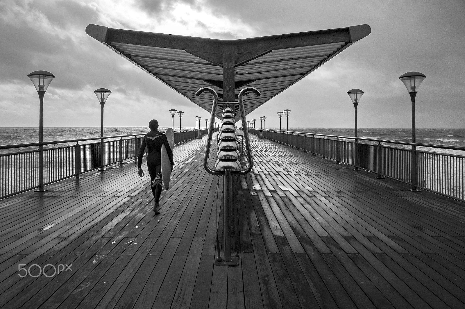 Nikon D300 + Sigma 18-125mm F3.8-5.6 DC HSM sample photo. Boscombe pier and dude photography