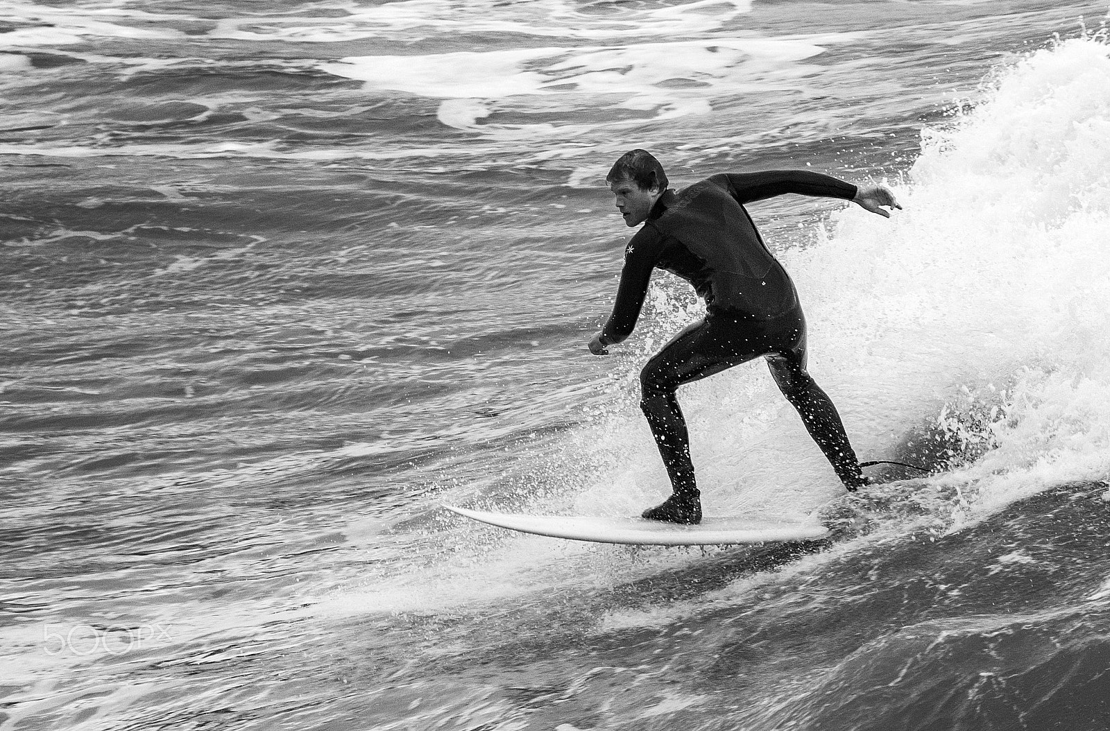 Sigma 18-125mm F3.8-5.6 DC HSM sample photo. Boscombe surffer photography