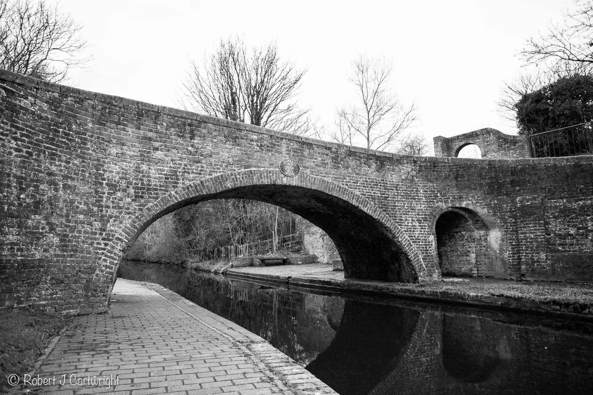 Canon EF 20-35mm F3.5-4.5 USM sample photo. Curvy bridge photography