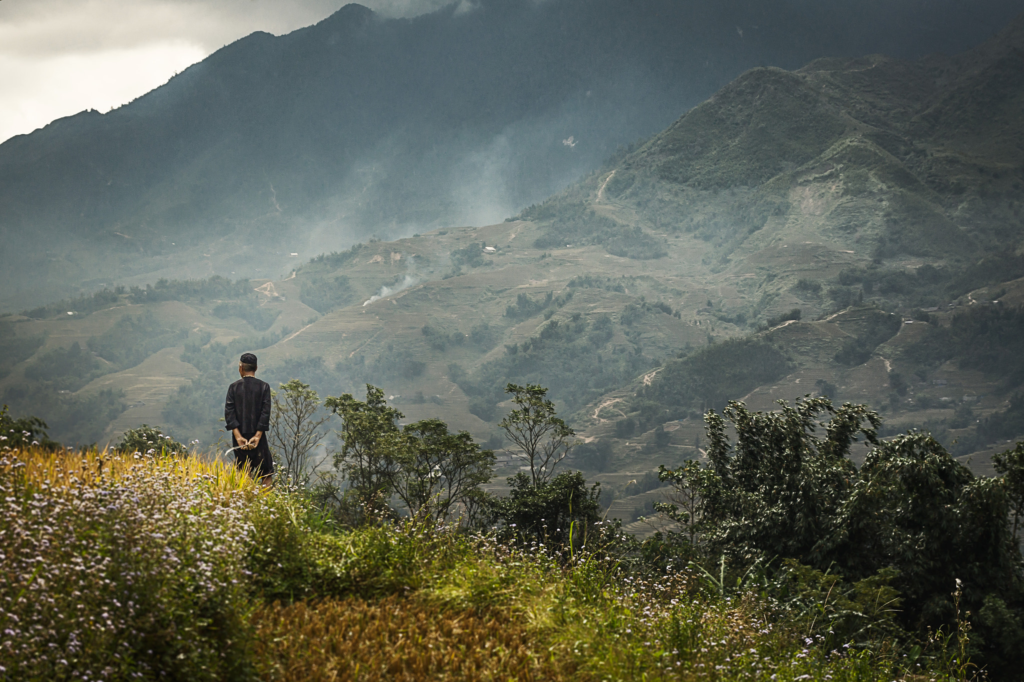 Sony SLT-A77 sample photo. Ta vinh village, vietnam - farmer photography