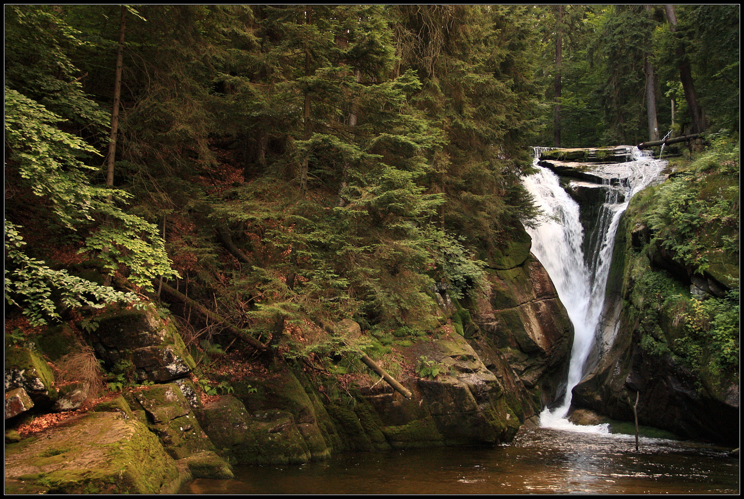 Canon EOS 450D (EOS Rebel XSi / EOS Kiss X2) sample photo. Poland/ waterfall "szklarka"/szklarska poręba photography