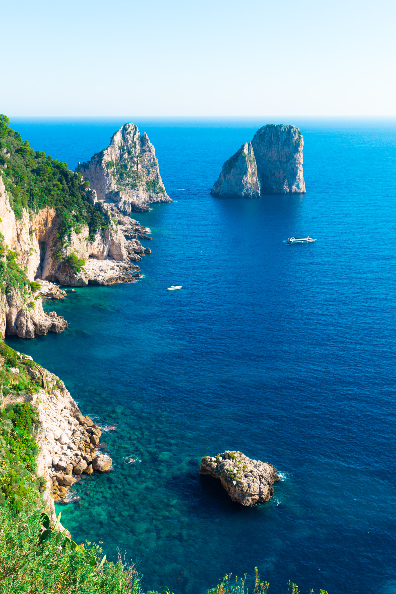 Canon EF 24mm F2.8 IS USM sample photo. Island of capri photography