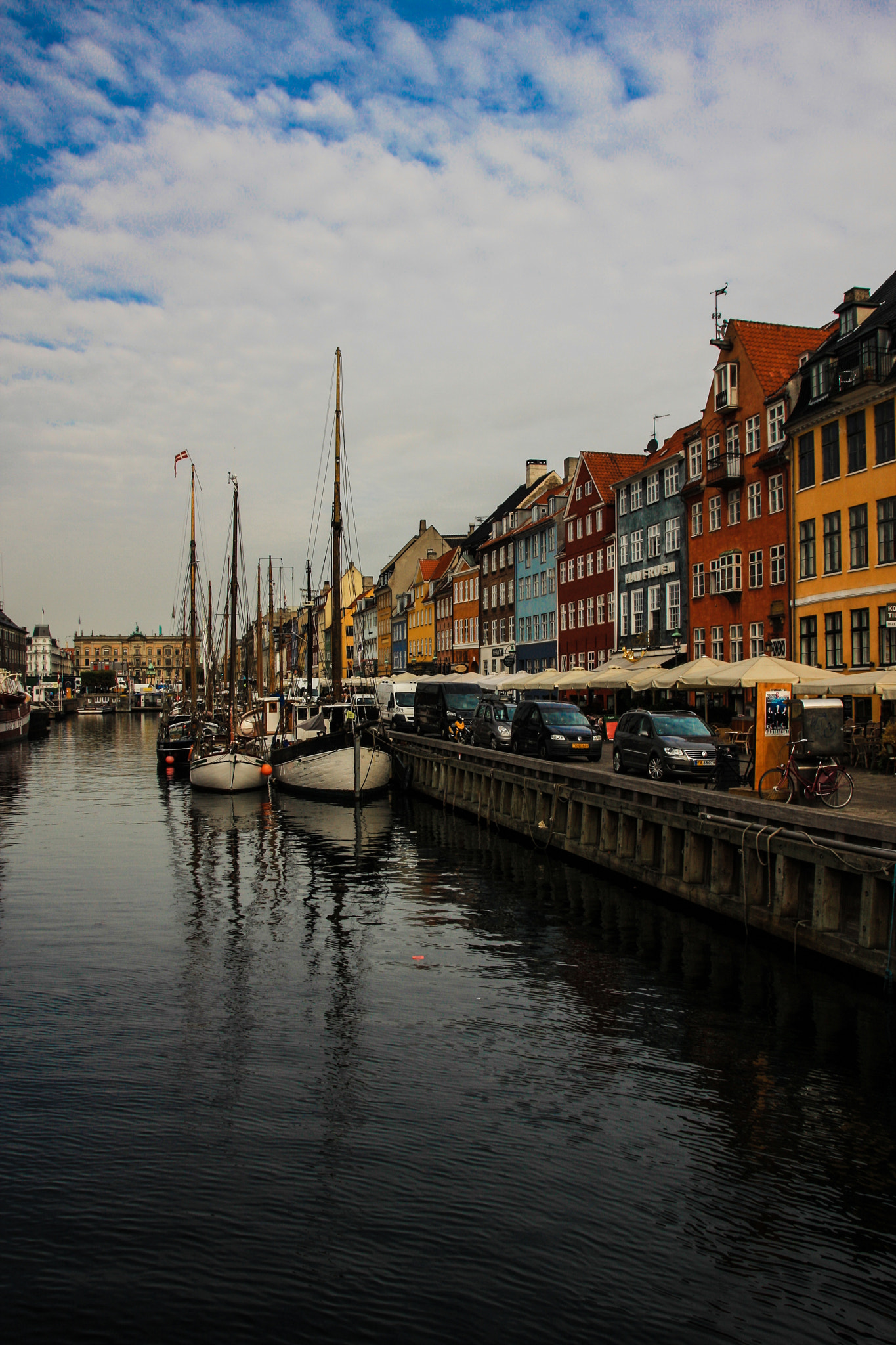 Canon EOS 40D sample photo. Nyhavn waterfront in copenhagen photography