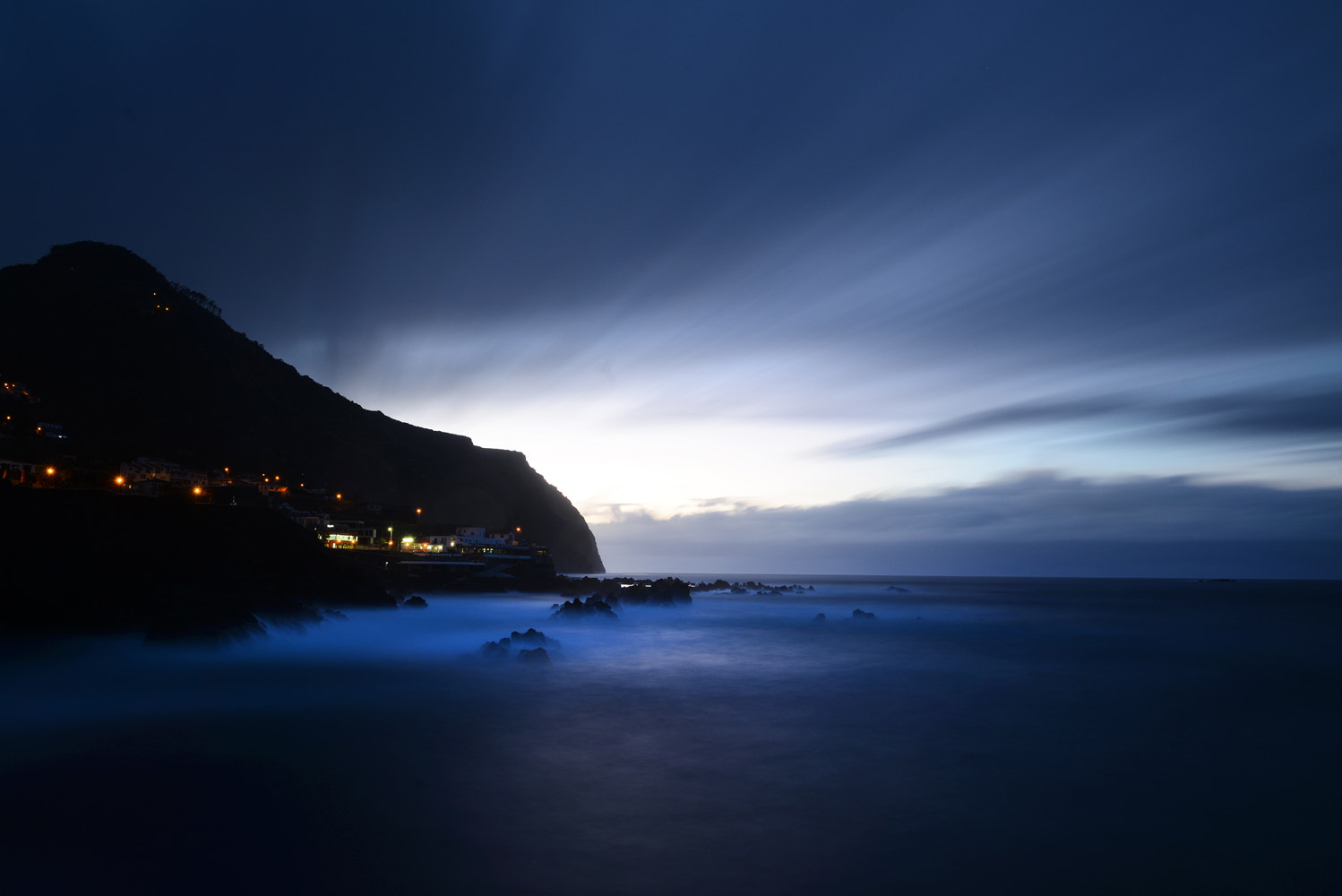 Nikon D800 + Nikon AF-S Nikkor 24mm F1.4G ED sample photo. Madeira sunset photography