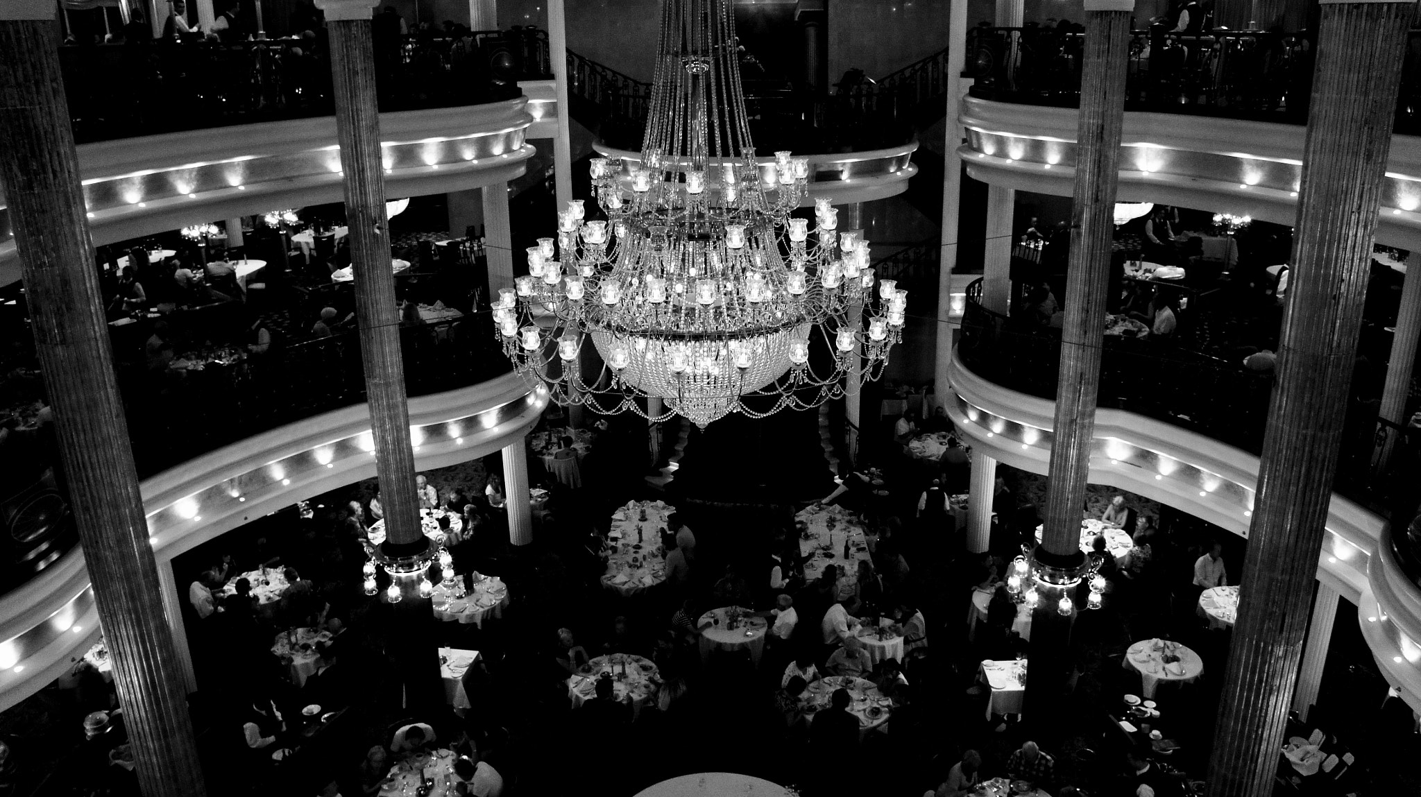 Sony Alpha NEX-5 sample photo. B&w dinner on a cruise ship... photography