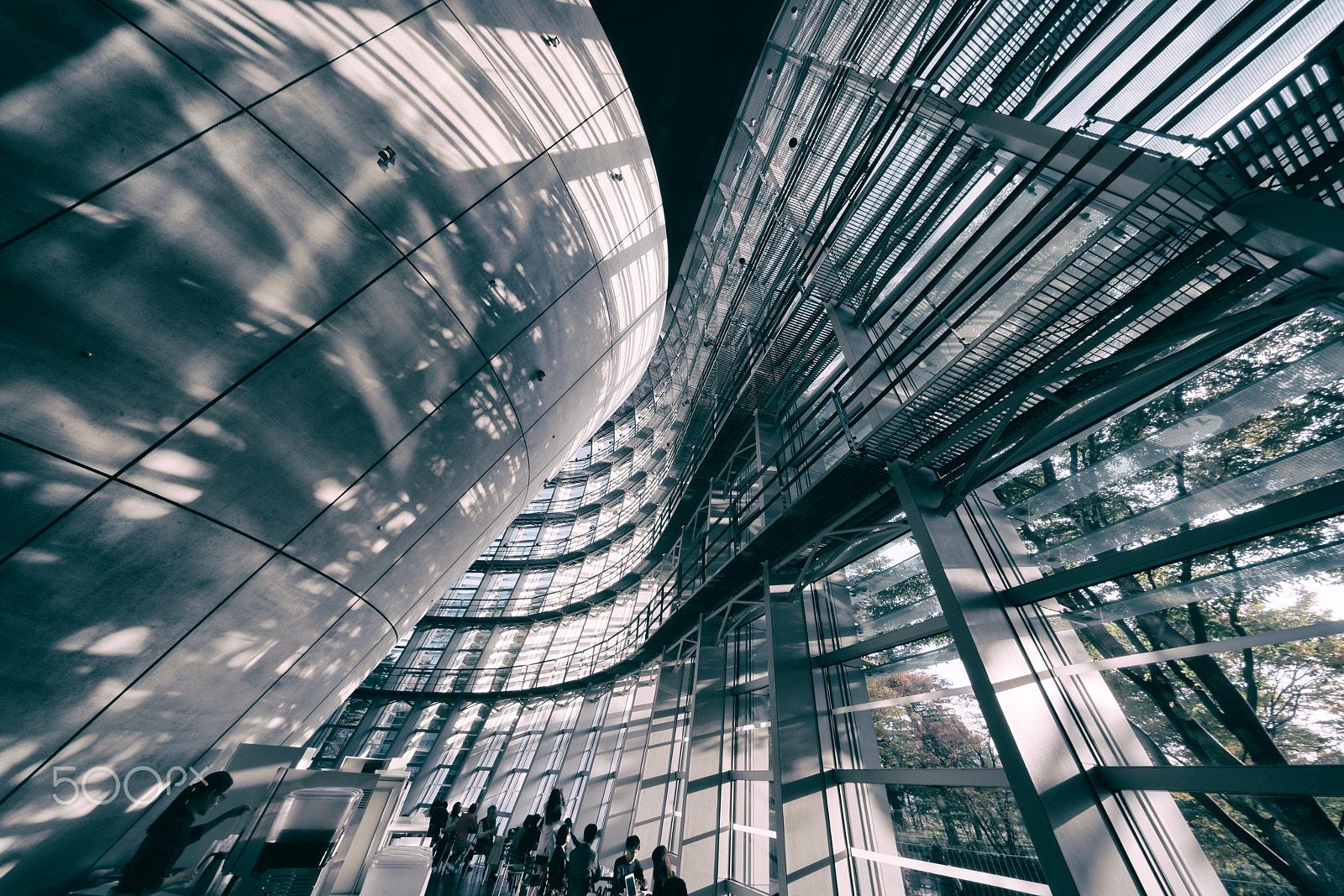 Sony a7R II + Voigtlander HELIAR-HYPER WIDE 10mm F5.6 sample photo. Waves photography