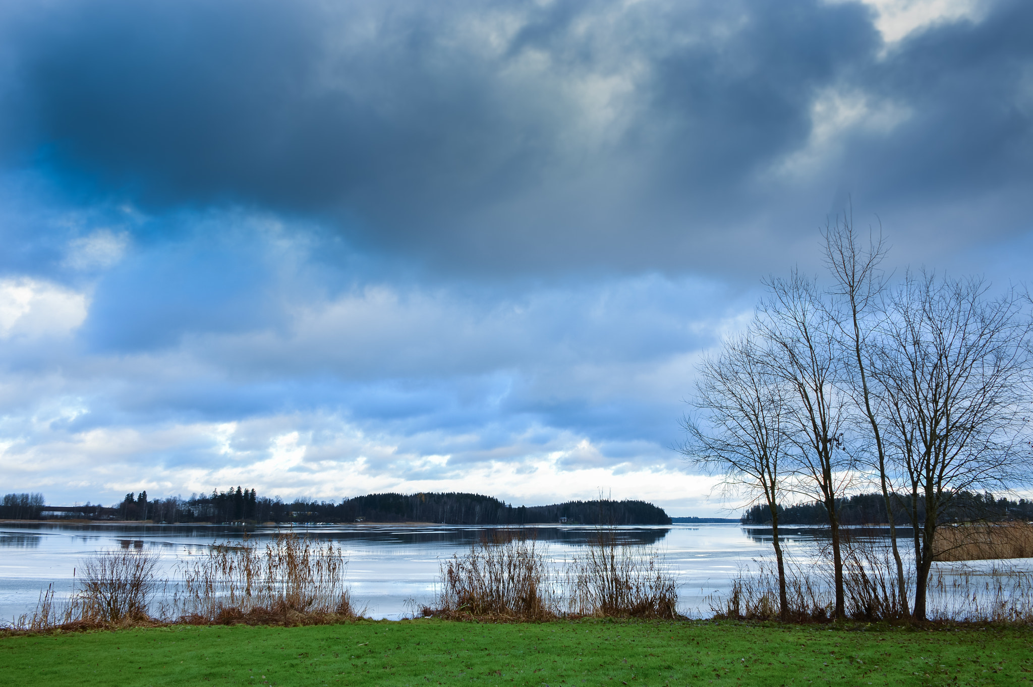 Nikon D3200 sample photo. Lake shore photography