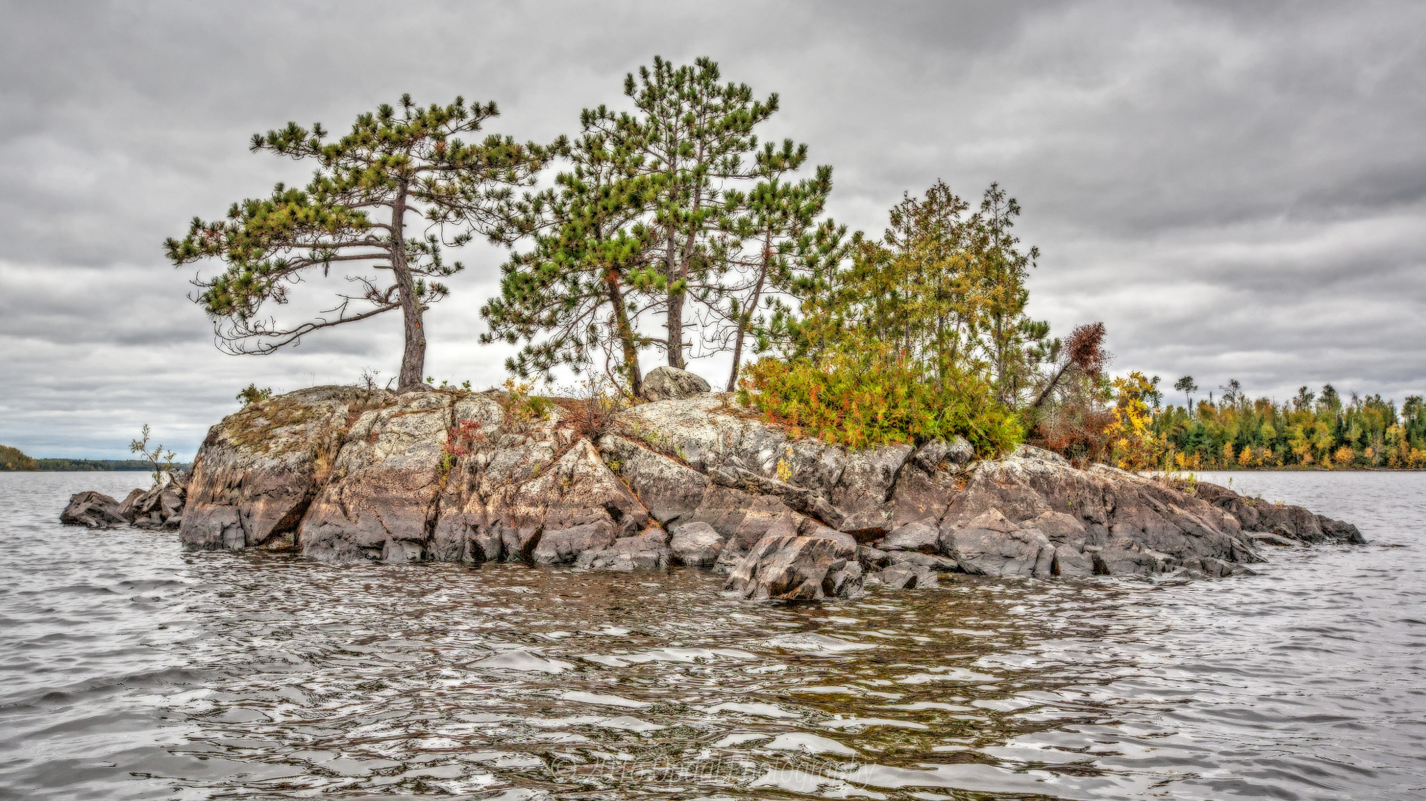 Canon EOS 5D sample photo. Fall lake﻿ photography